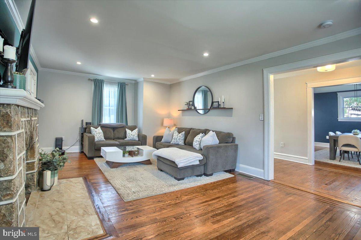 DREXEL HILL - Residential