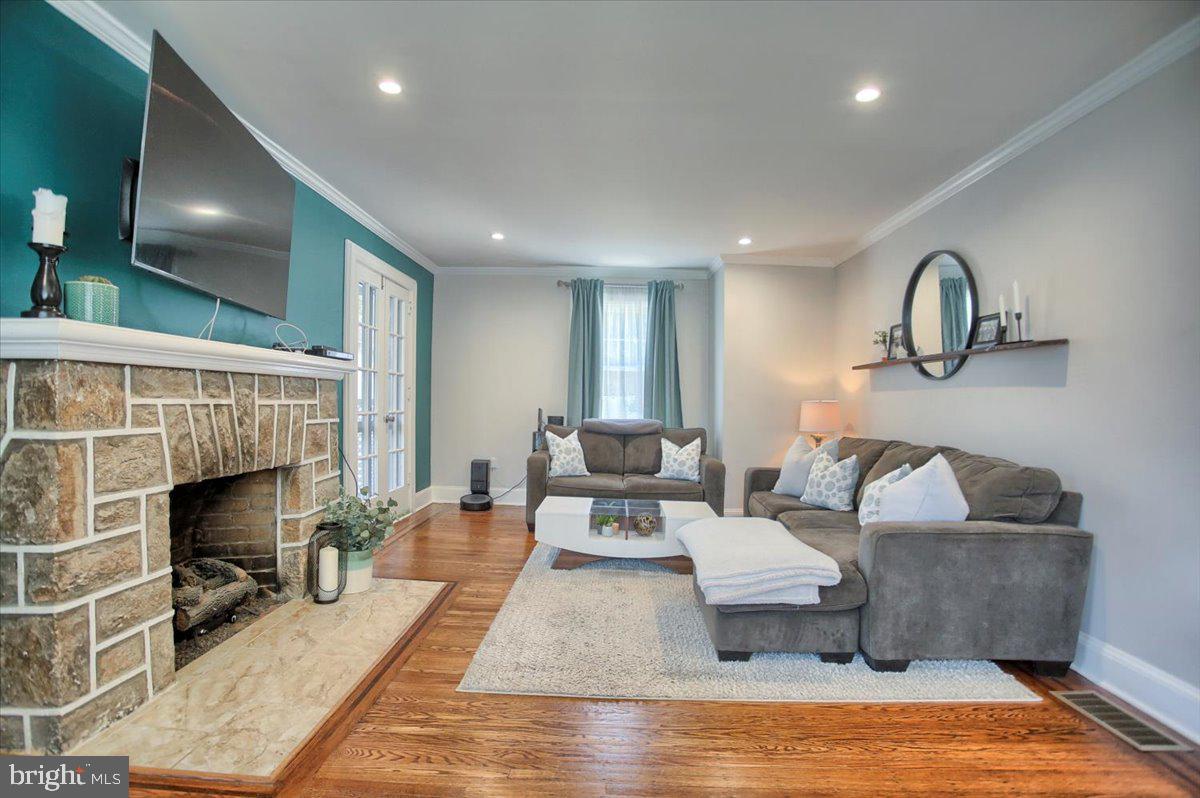 DREXEL HILL - Residential