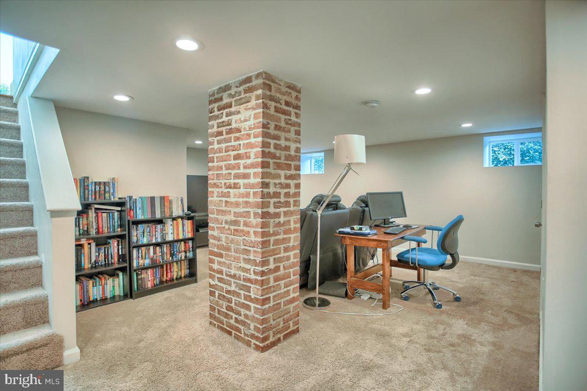 DREXEL HILL - Residential
