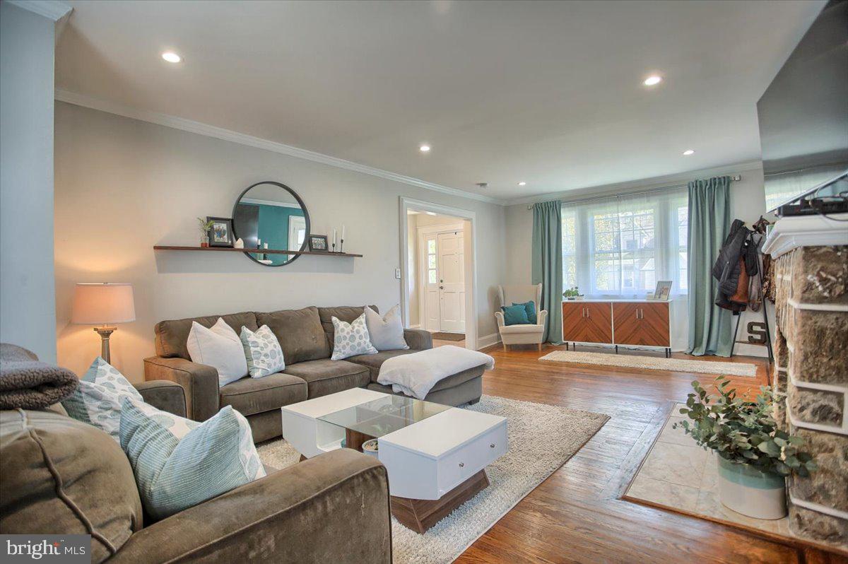 DREXEL HILL - Residential