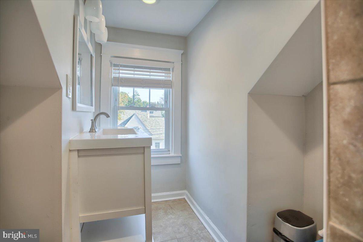 DREXEL HILL - Residential