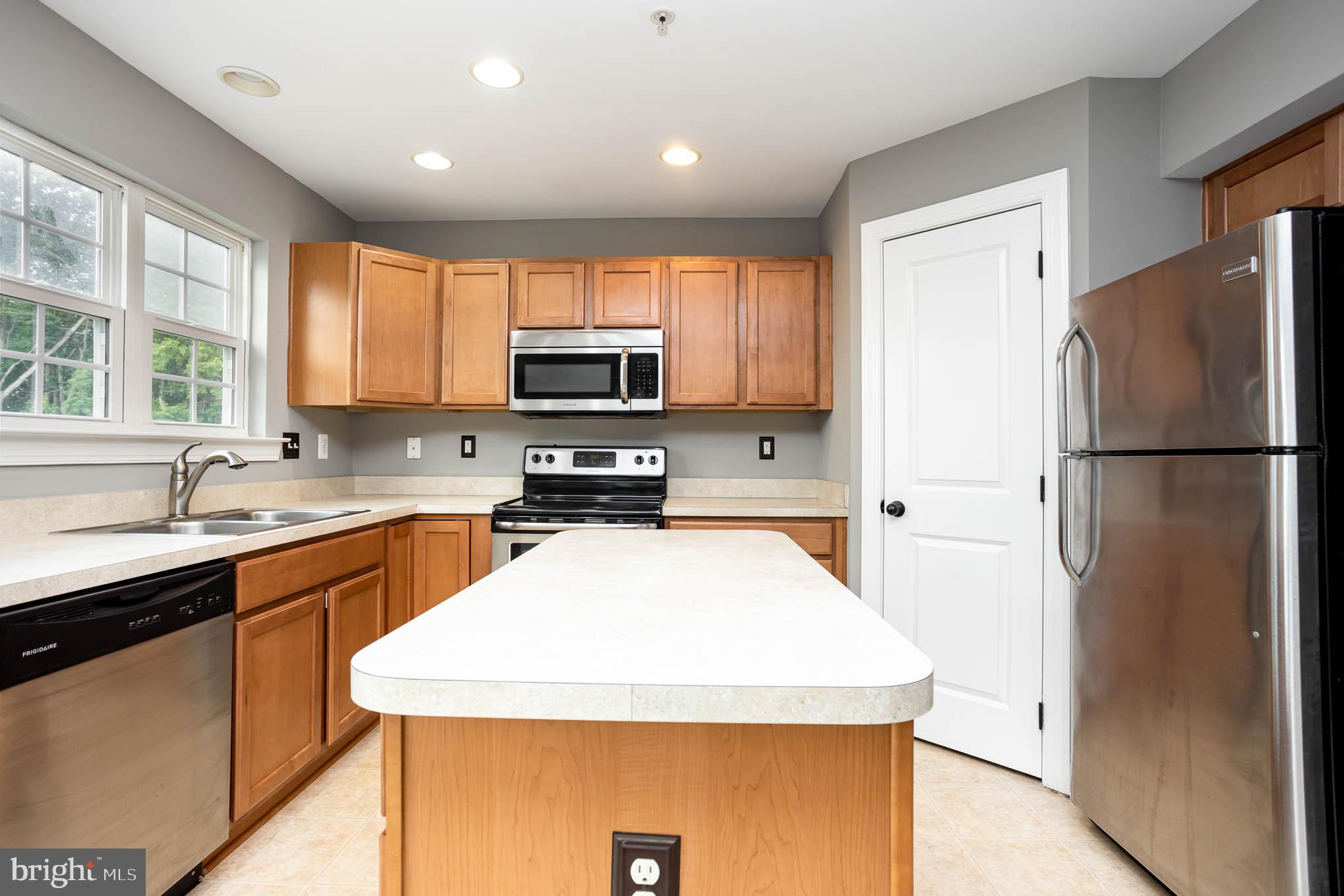 CHESAPEAKE BAY GOLF CLUB - Residential