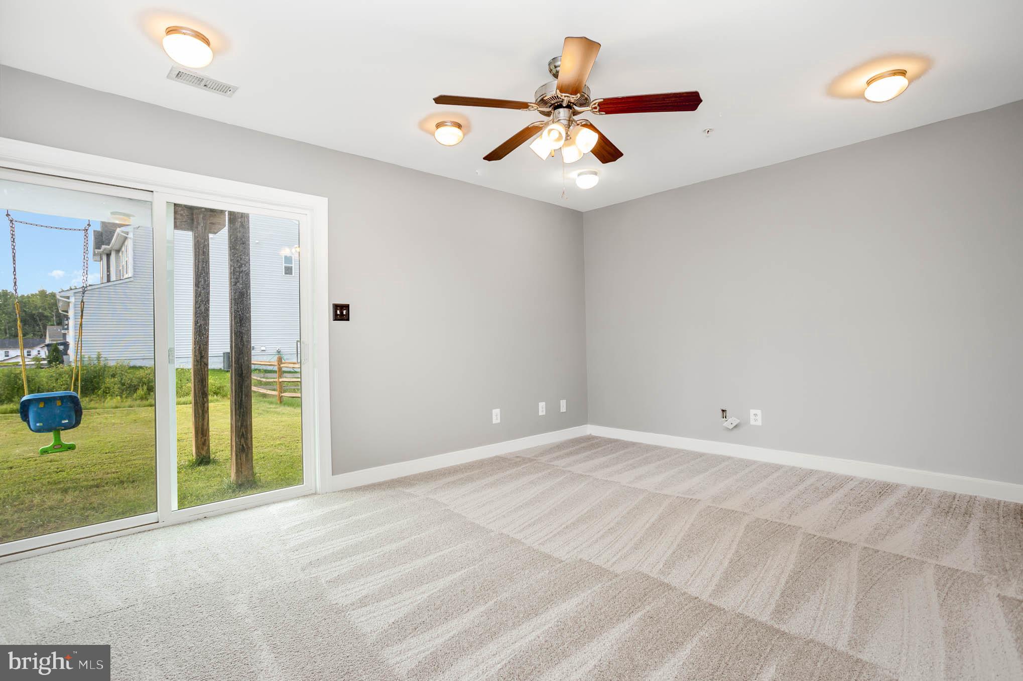 CHESAPEAKE BAY GOLF CLUB - Residential