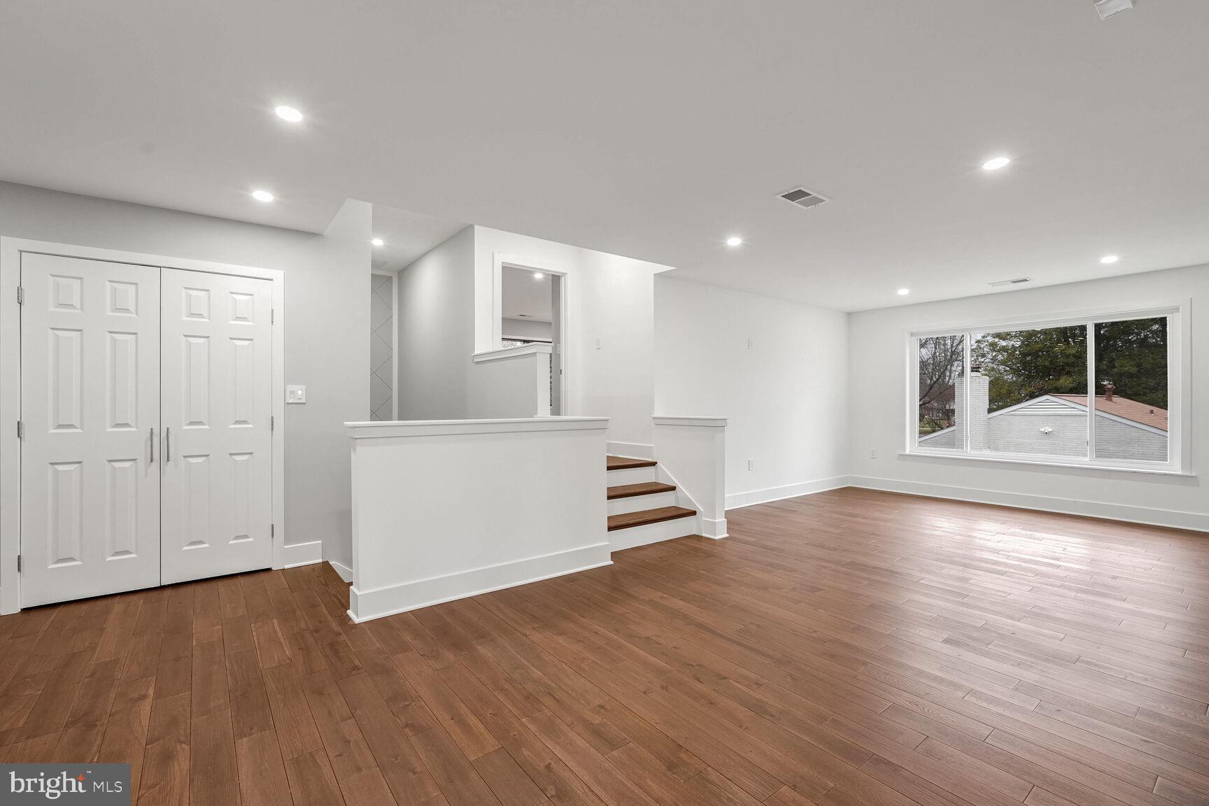 BRISTOW - Residential