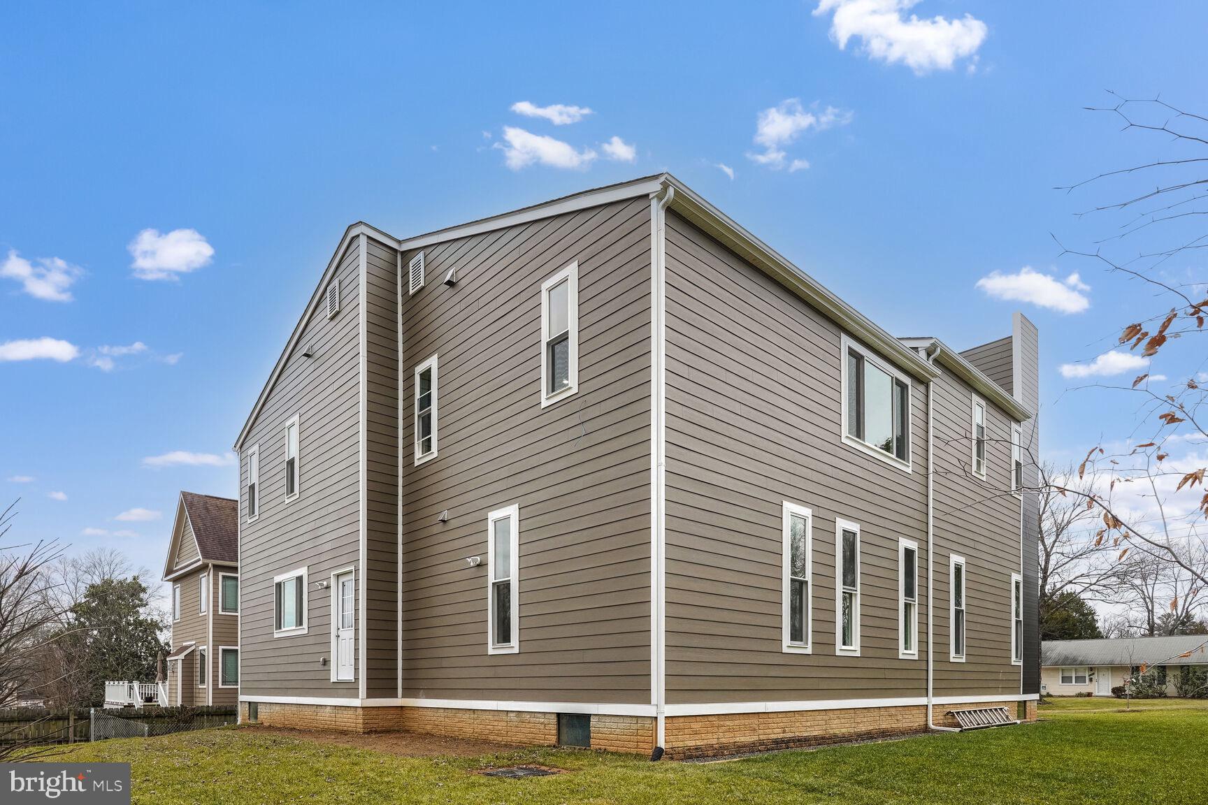 BRISTOW - Residential