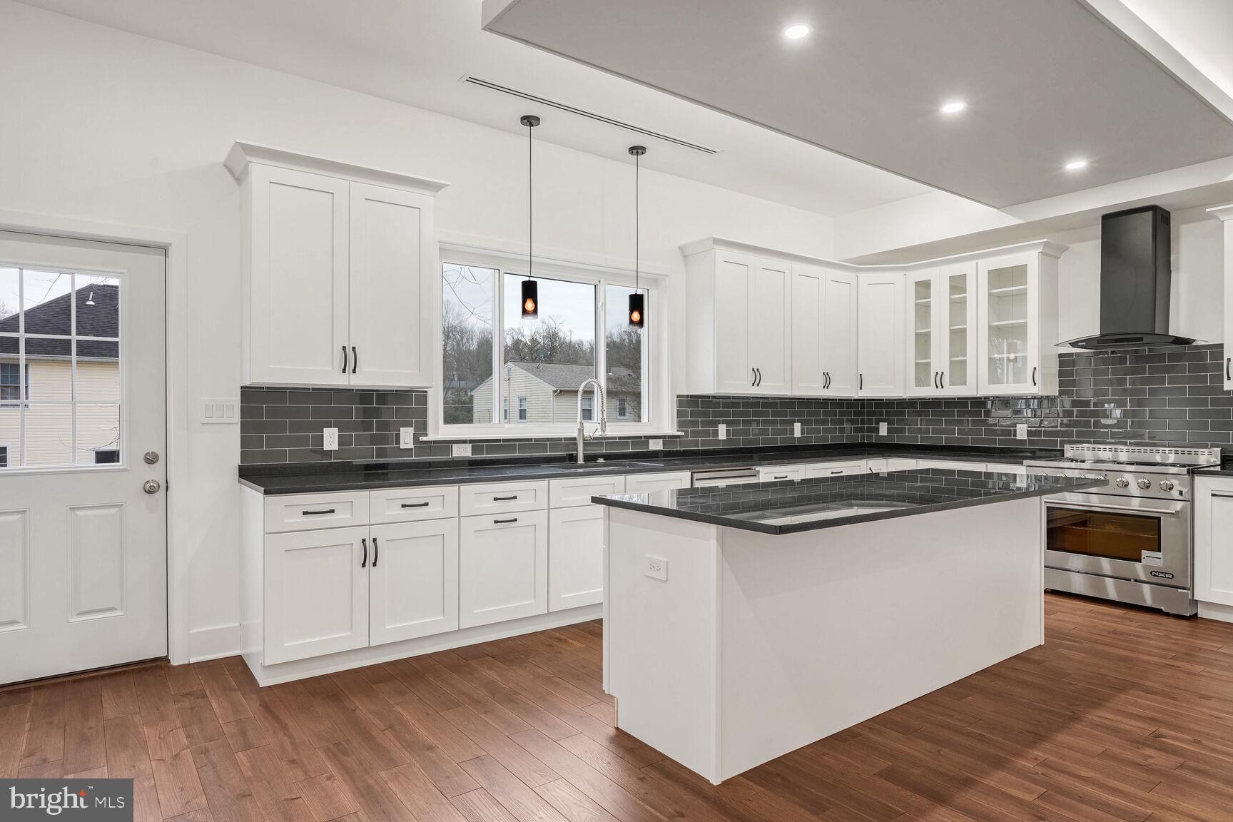 BRISTOW - Residential