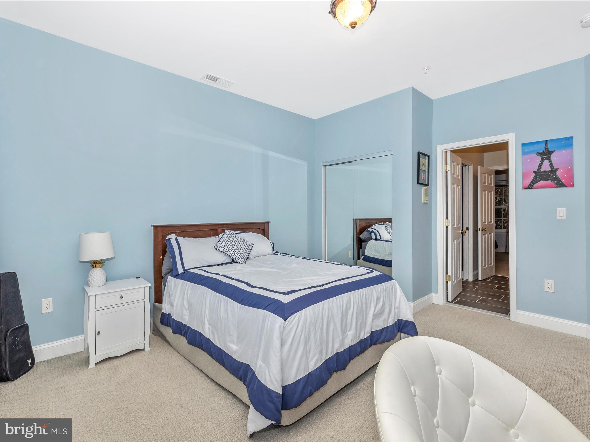 WASHINGTON GROVE - Residential