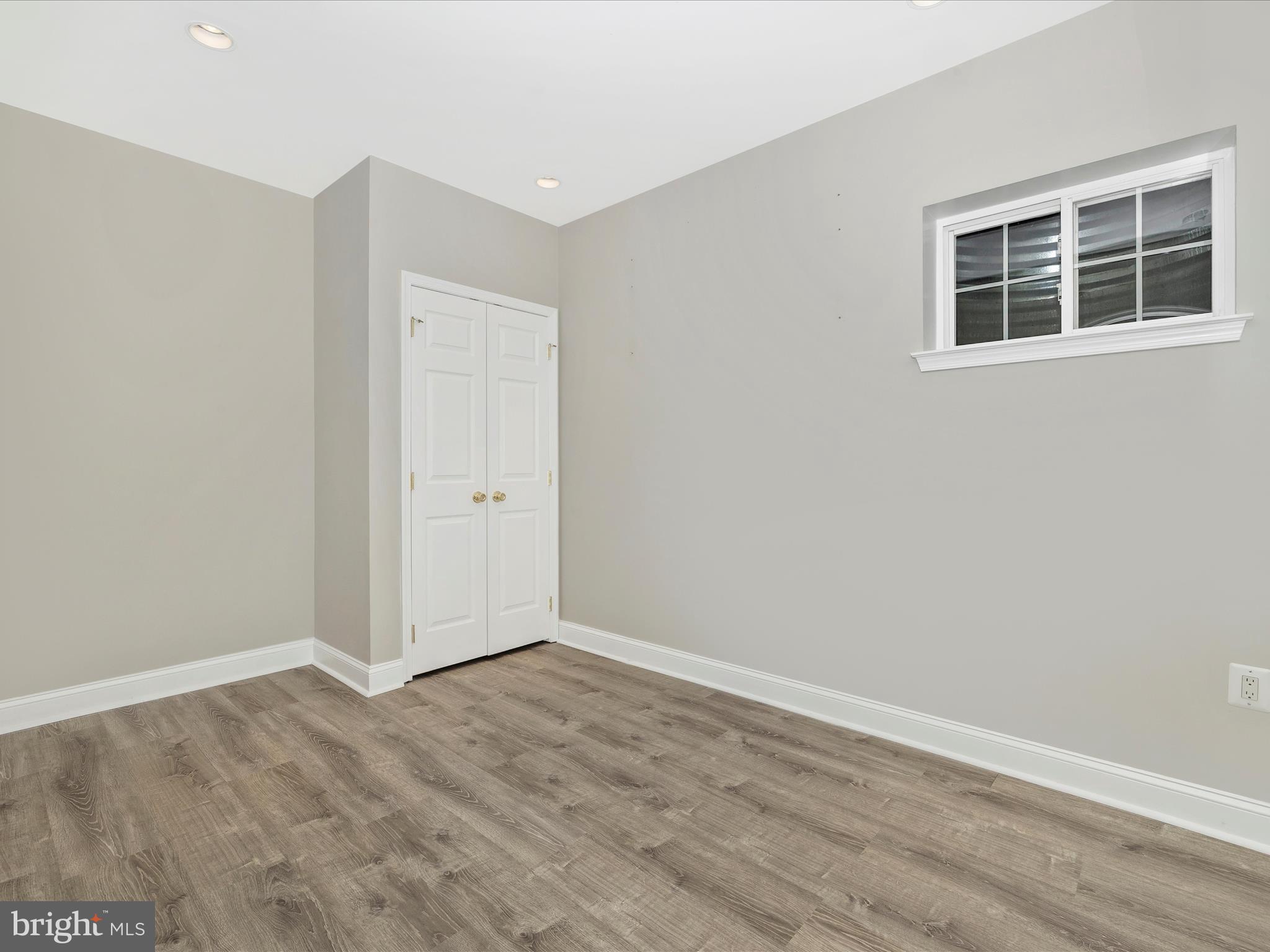 WASHINGTON GROVE - Residential