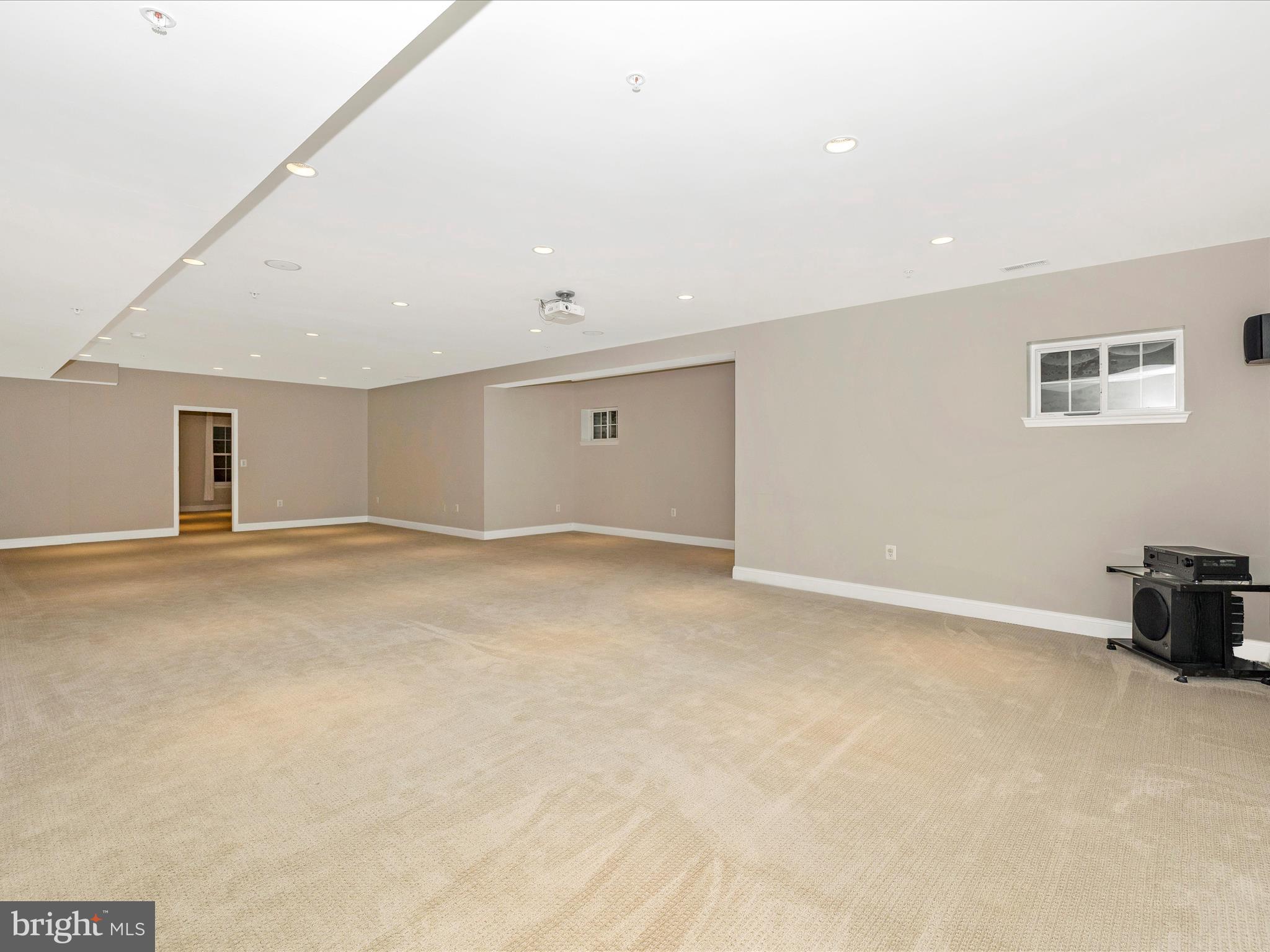 WASHINGTON GROVE - Residential