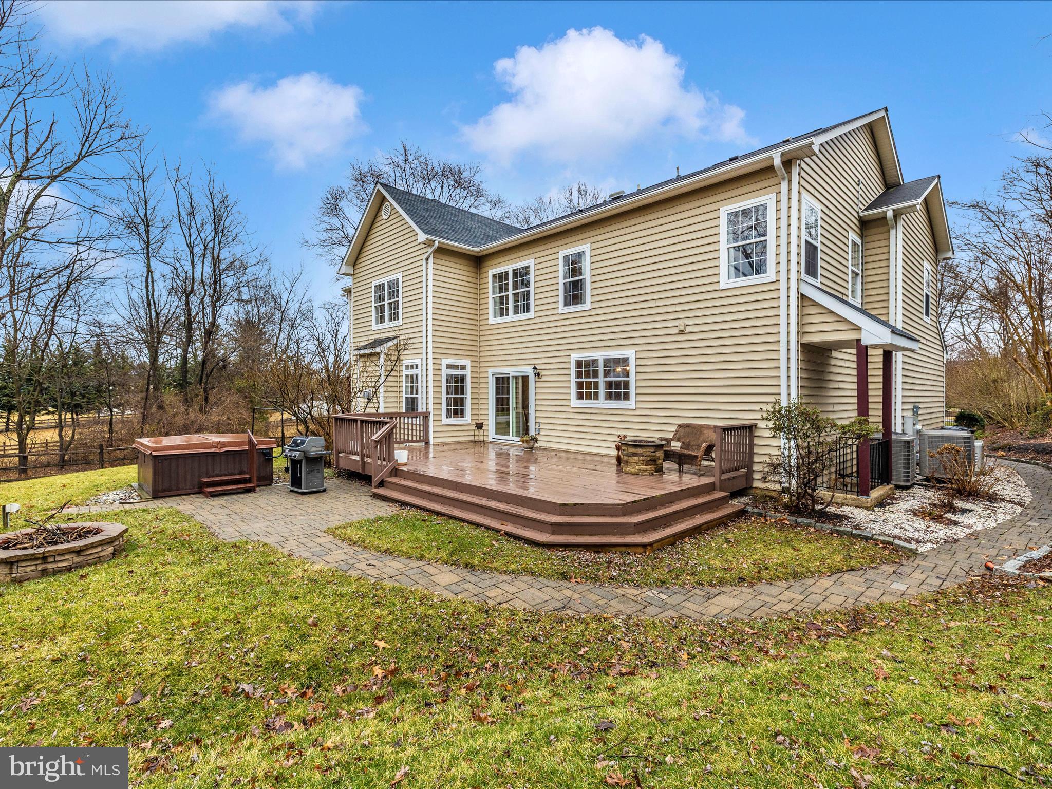 WASHINGTON GROVE - Residential