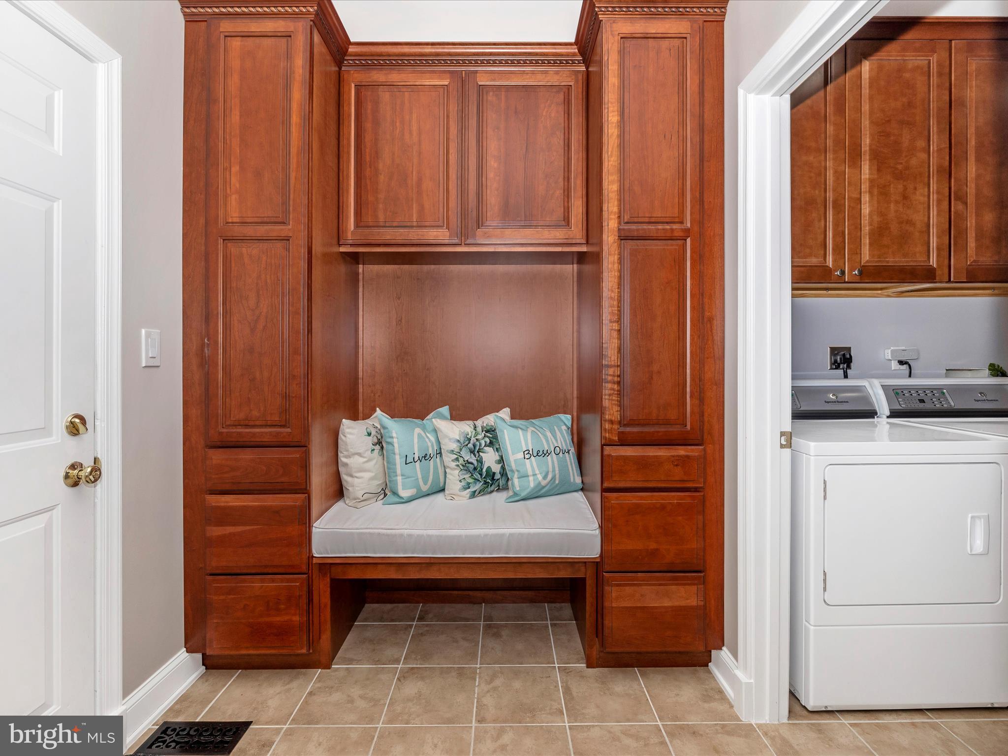 WASHINGTON GROVE - Residential