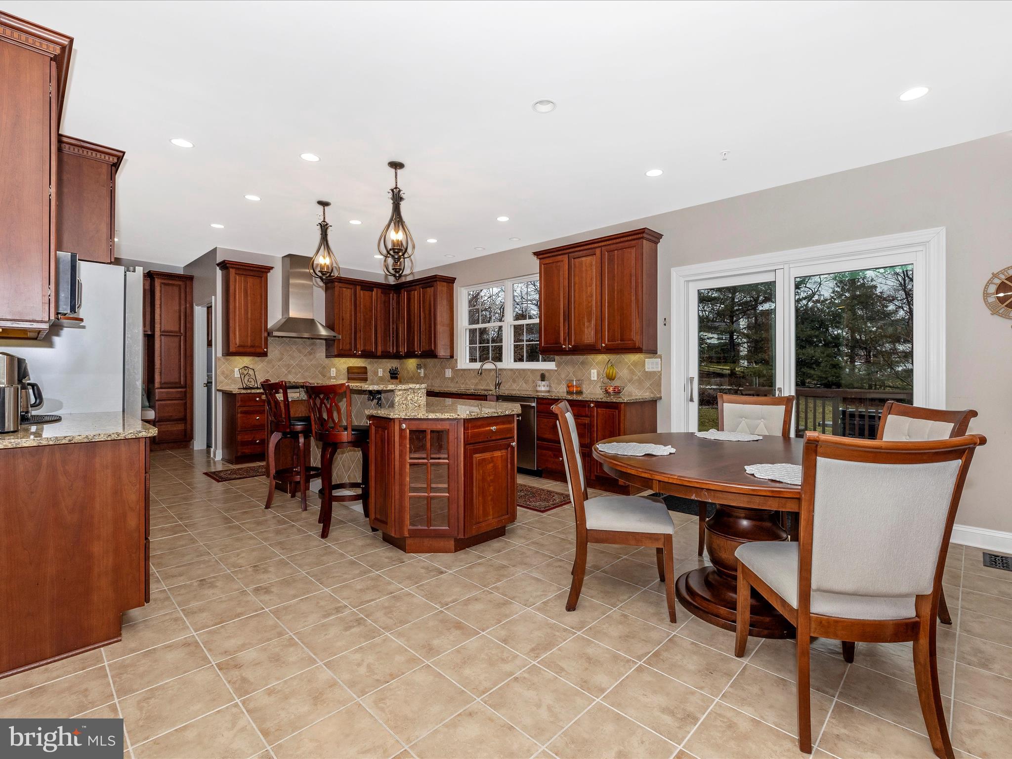 WASHINGTON GROVE - Residential