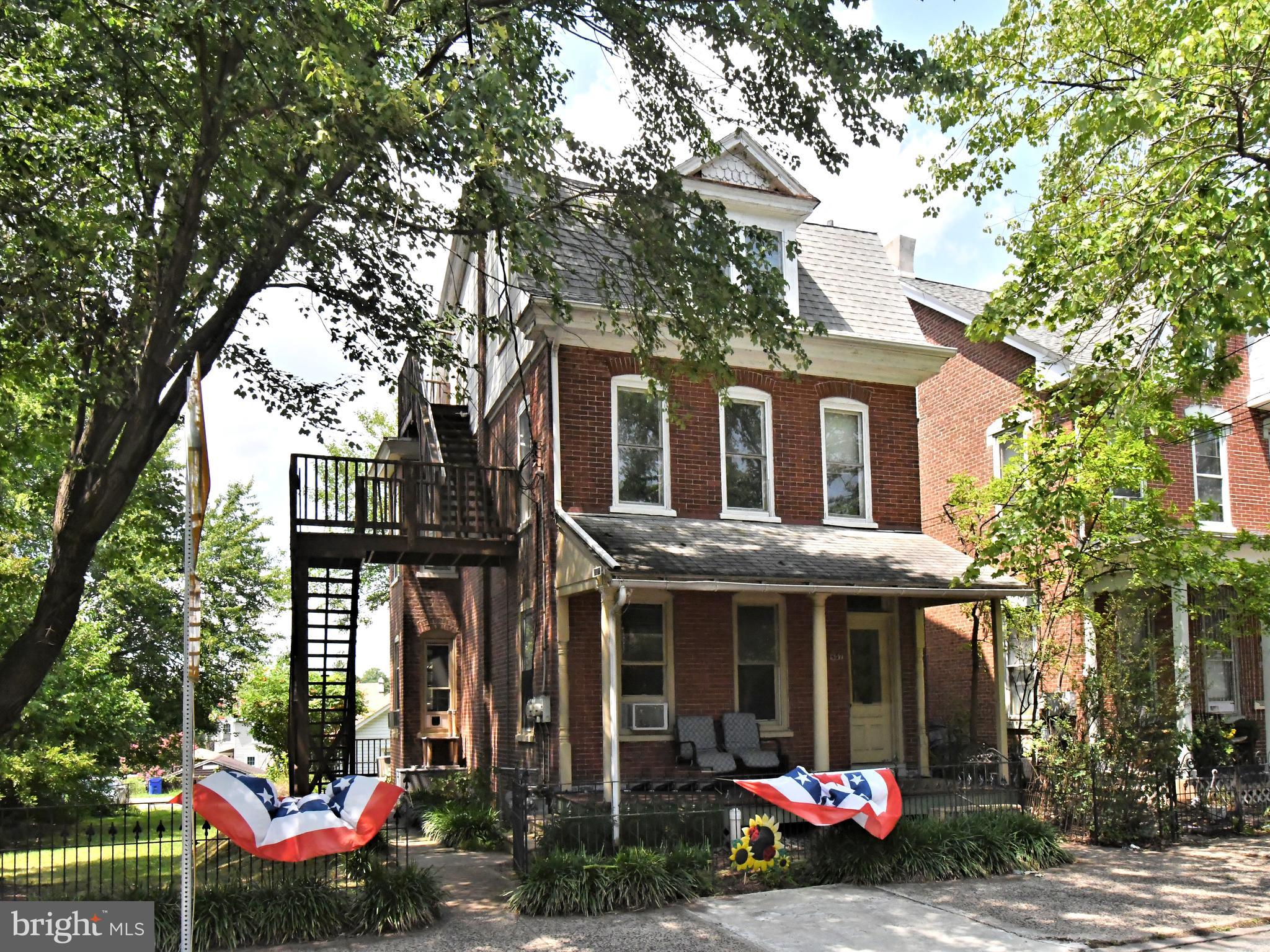 657 N CHARLOTTE STREET