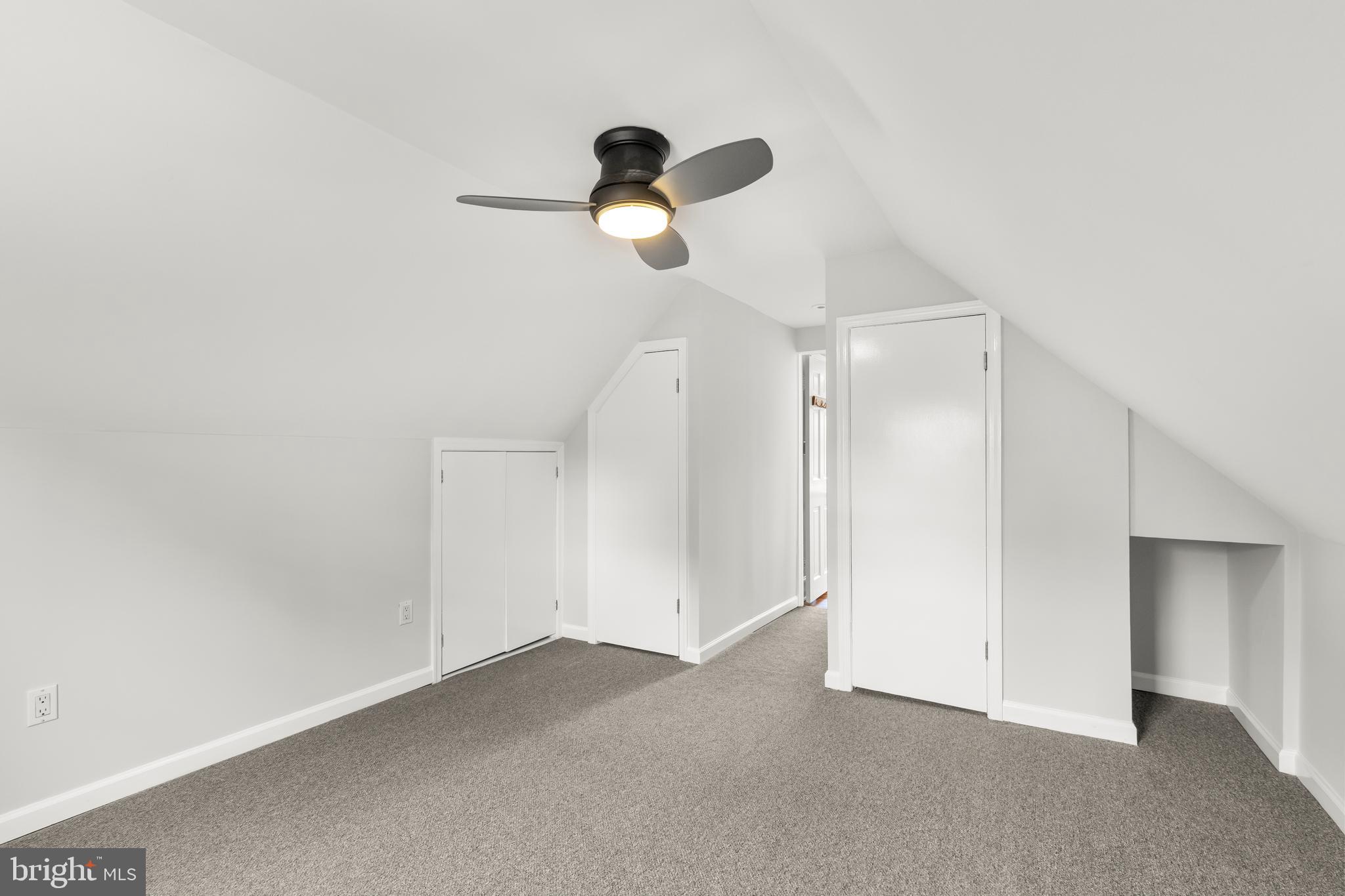 OAKCREST - Residential