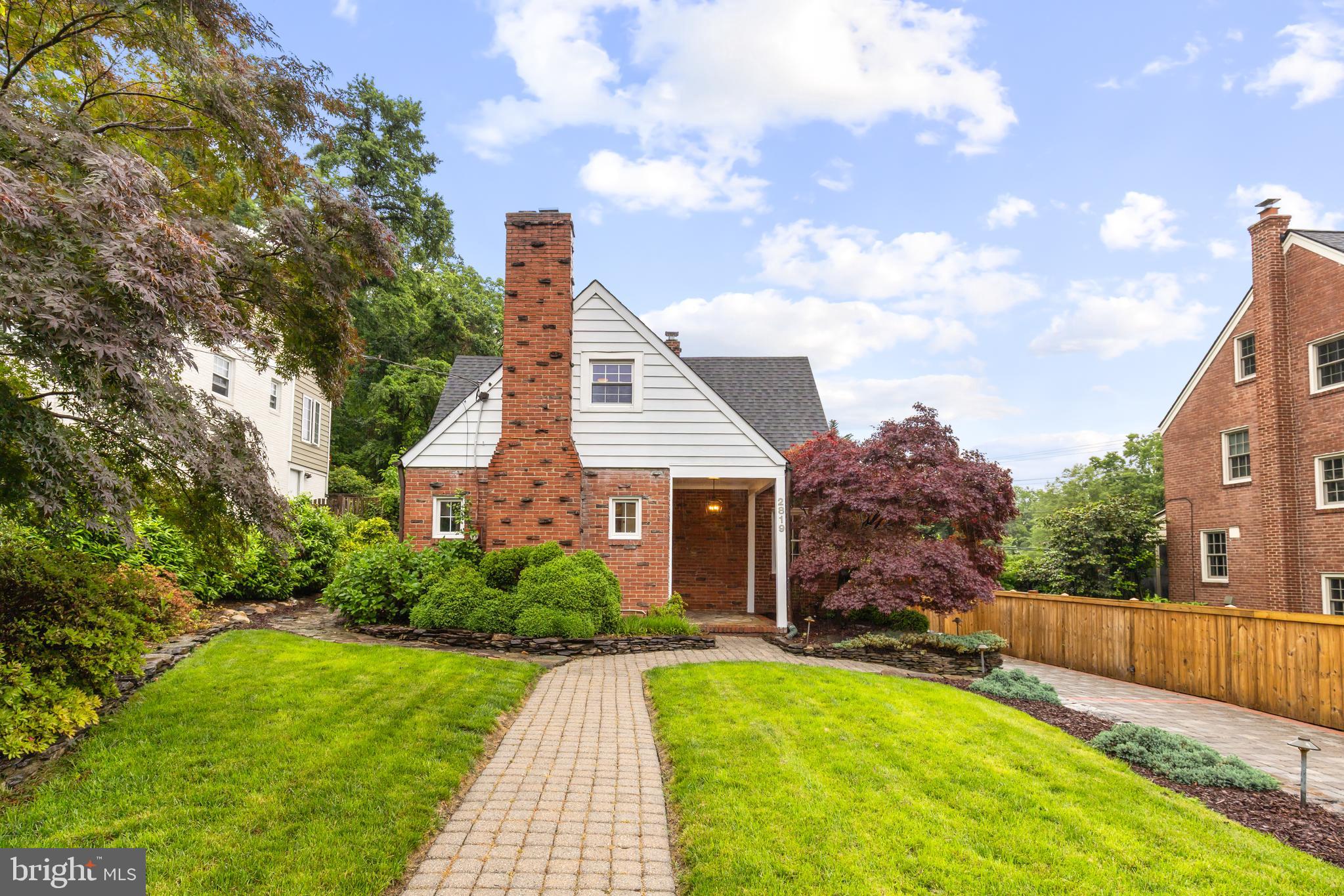 OAKCREST - Residential