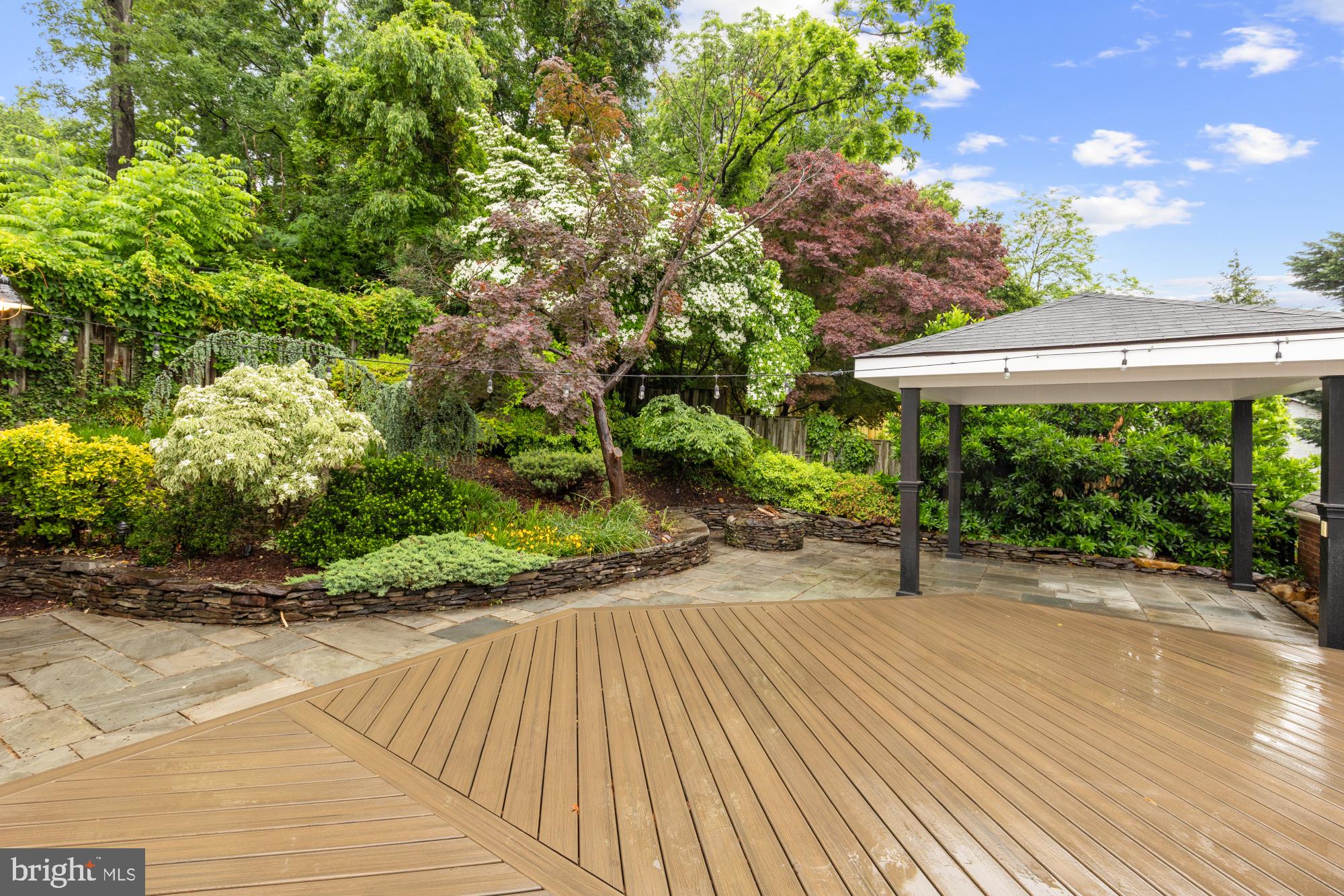 OAKCREST - Residential