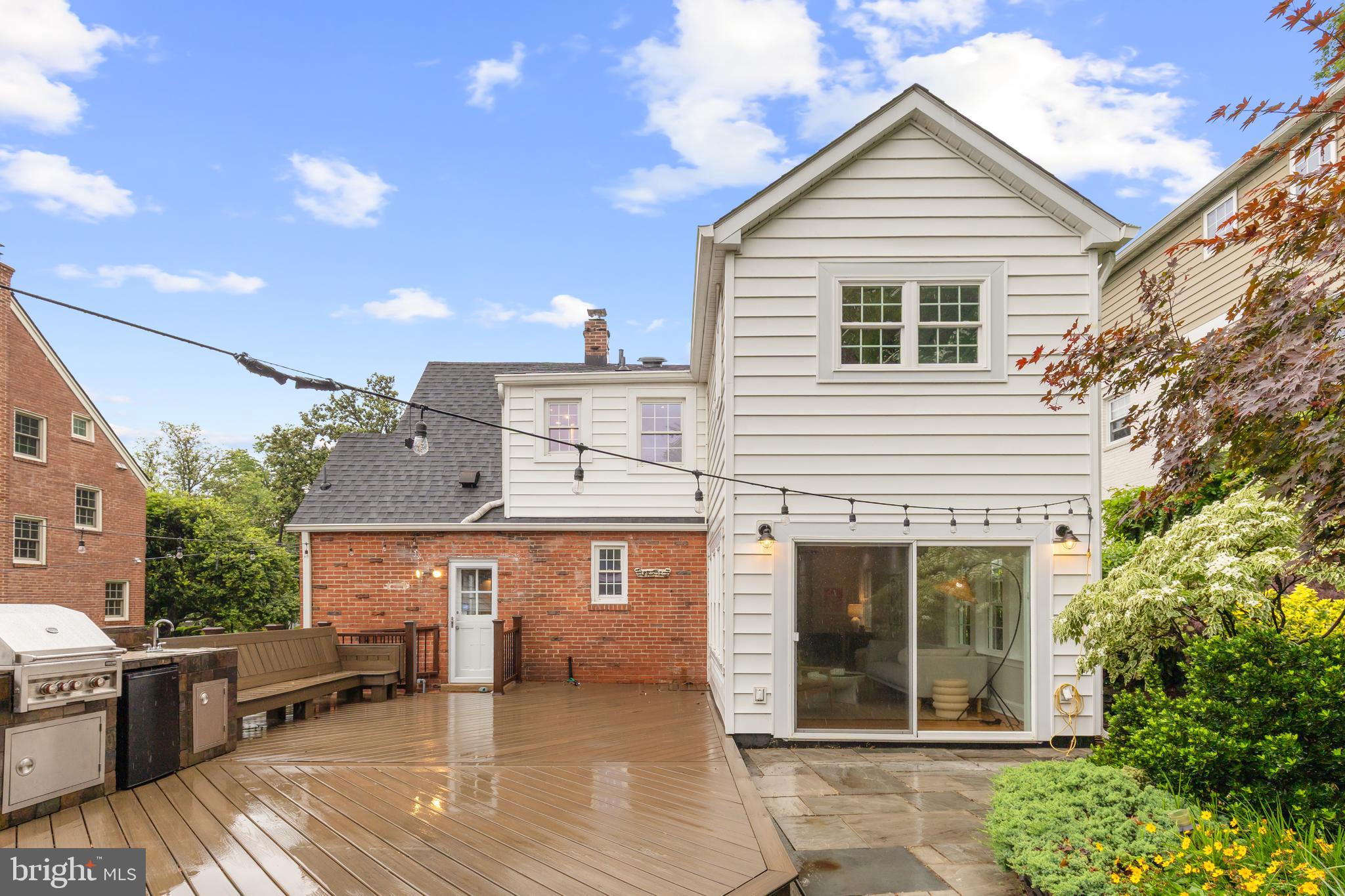 OAKCREST - Residential