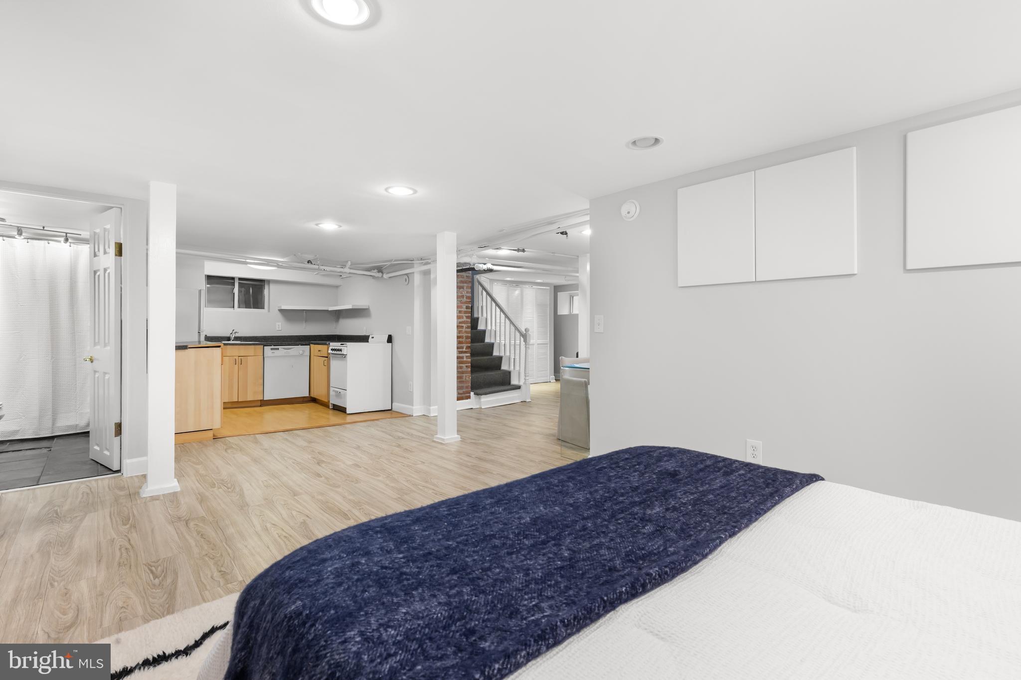 OAKCREST - Residential