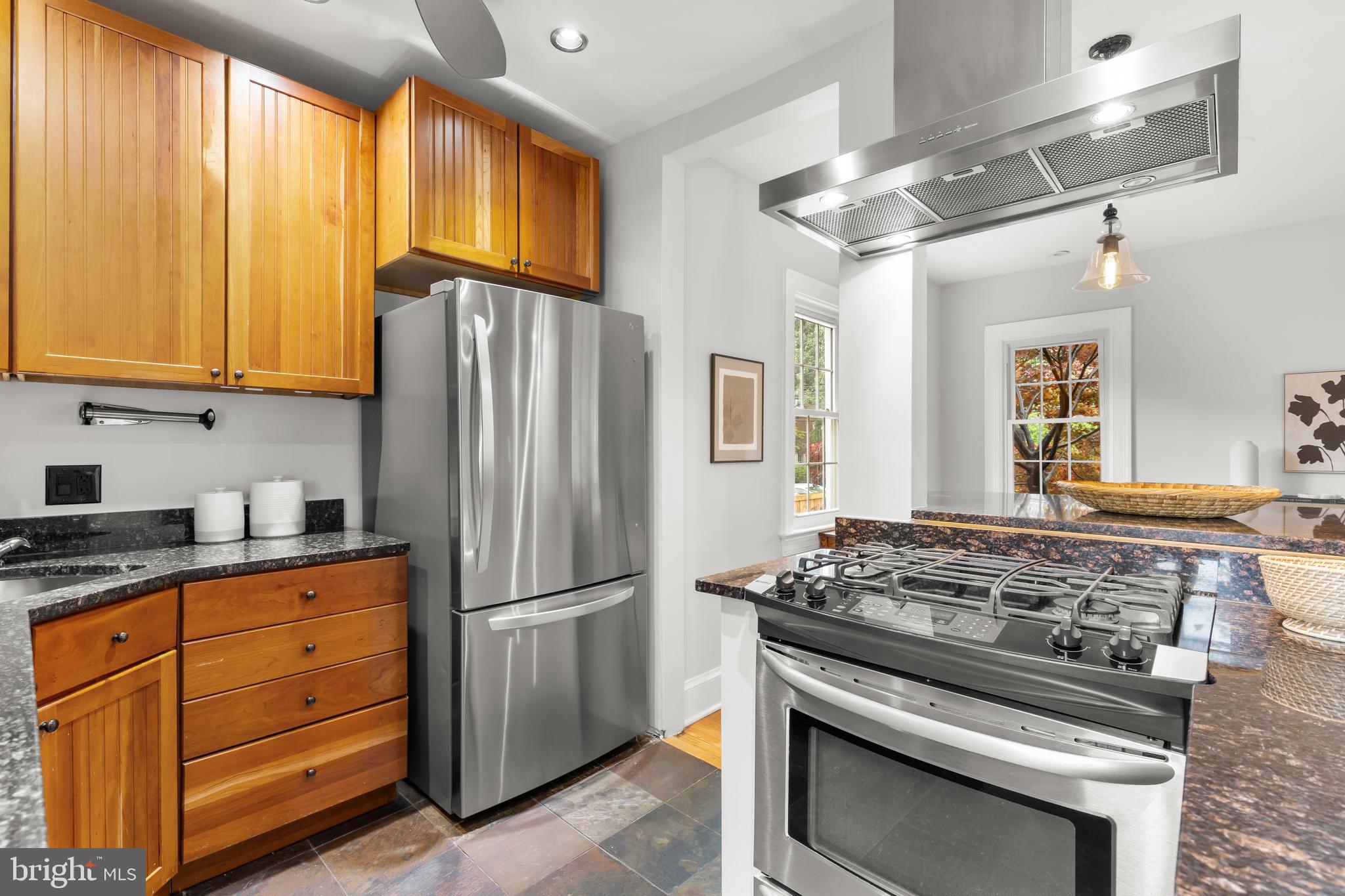 OAKCREST - Residential