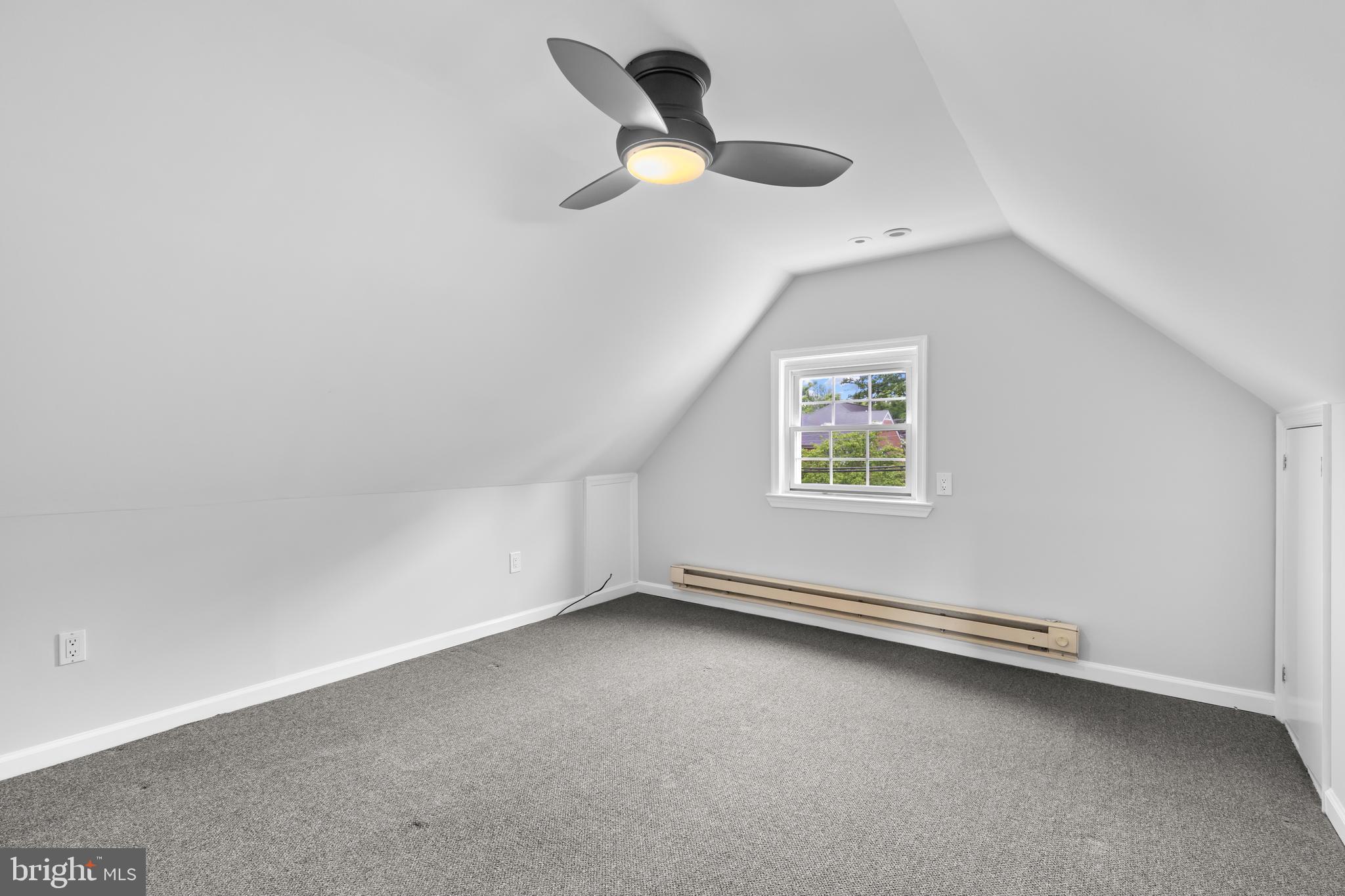 OAKCREST - Residential