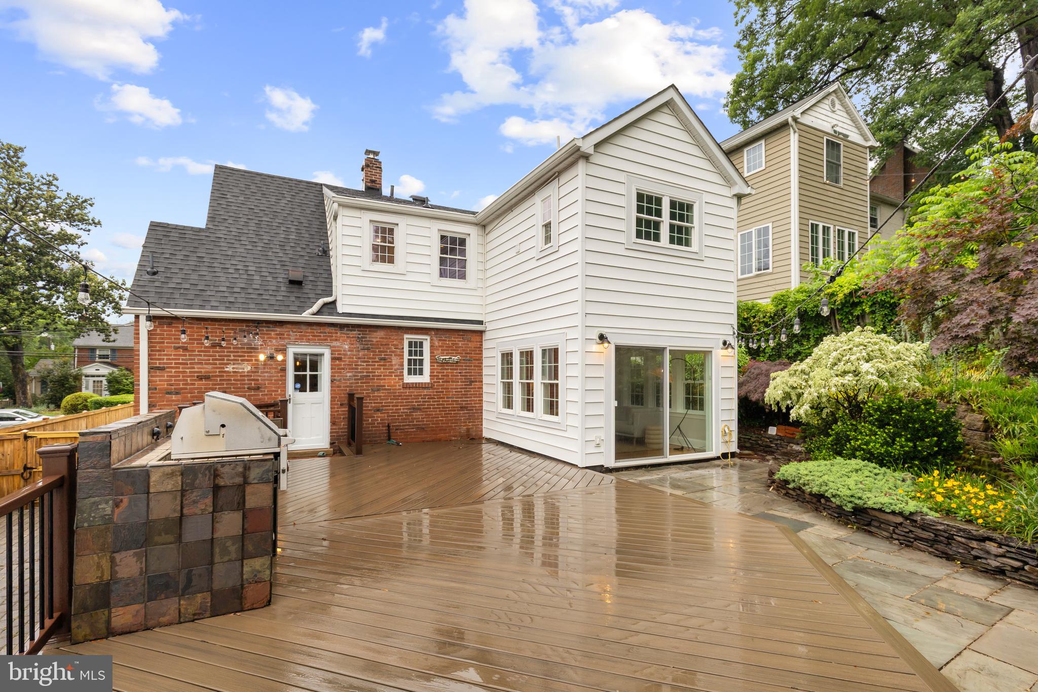 OAKCREST - Residential