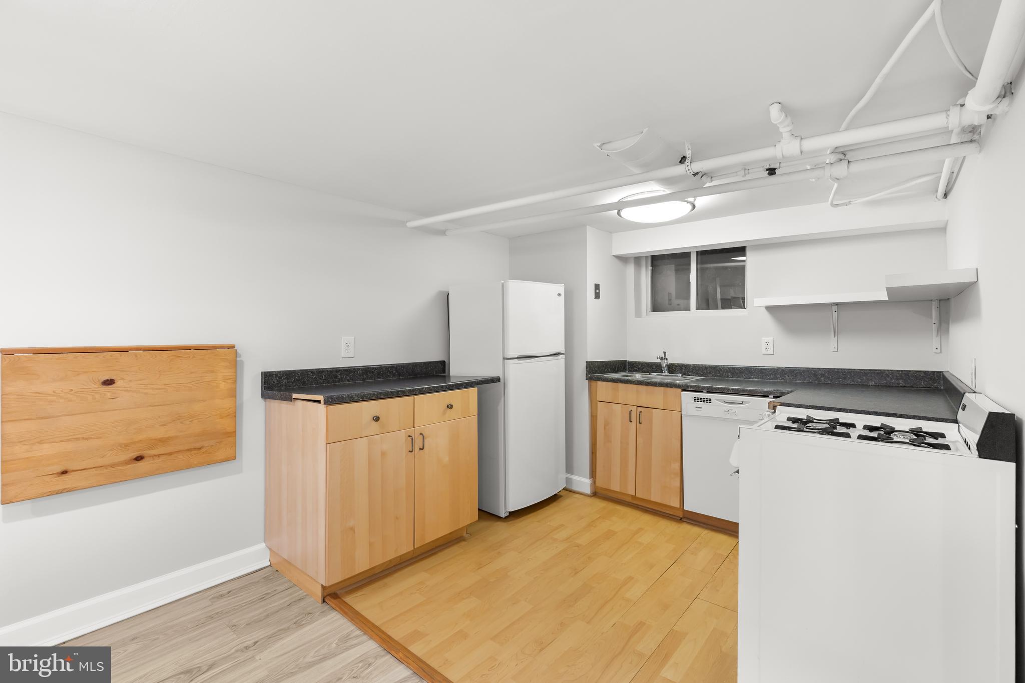 OAKCREST - Residential