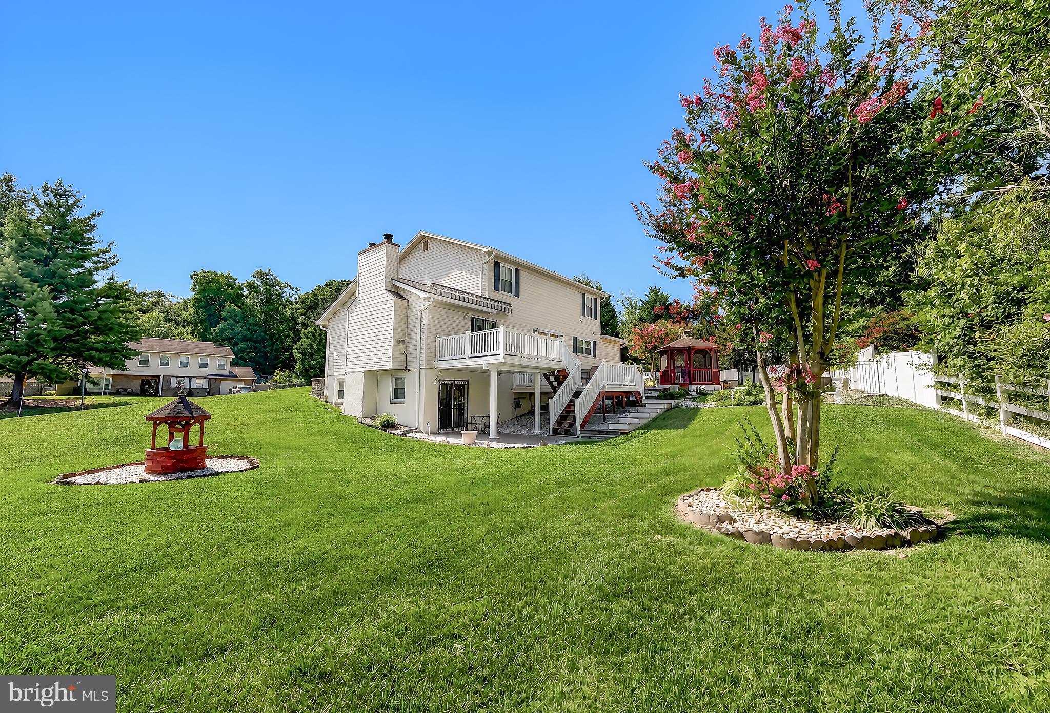 9301 LINHURST DRIVE