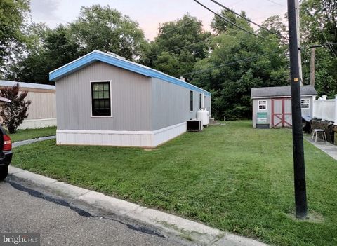 3 KENTWOOD DRIVE 3 DOVER DE 19901