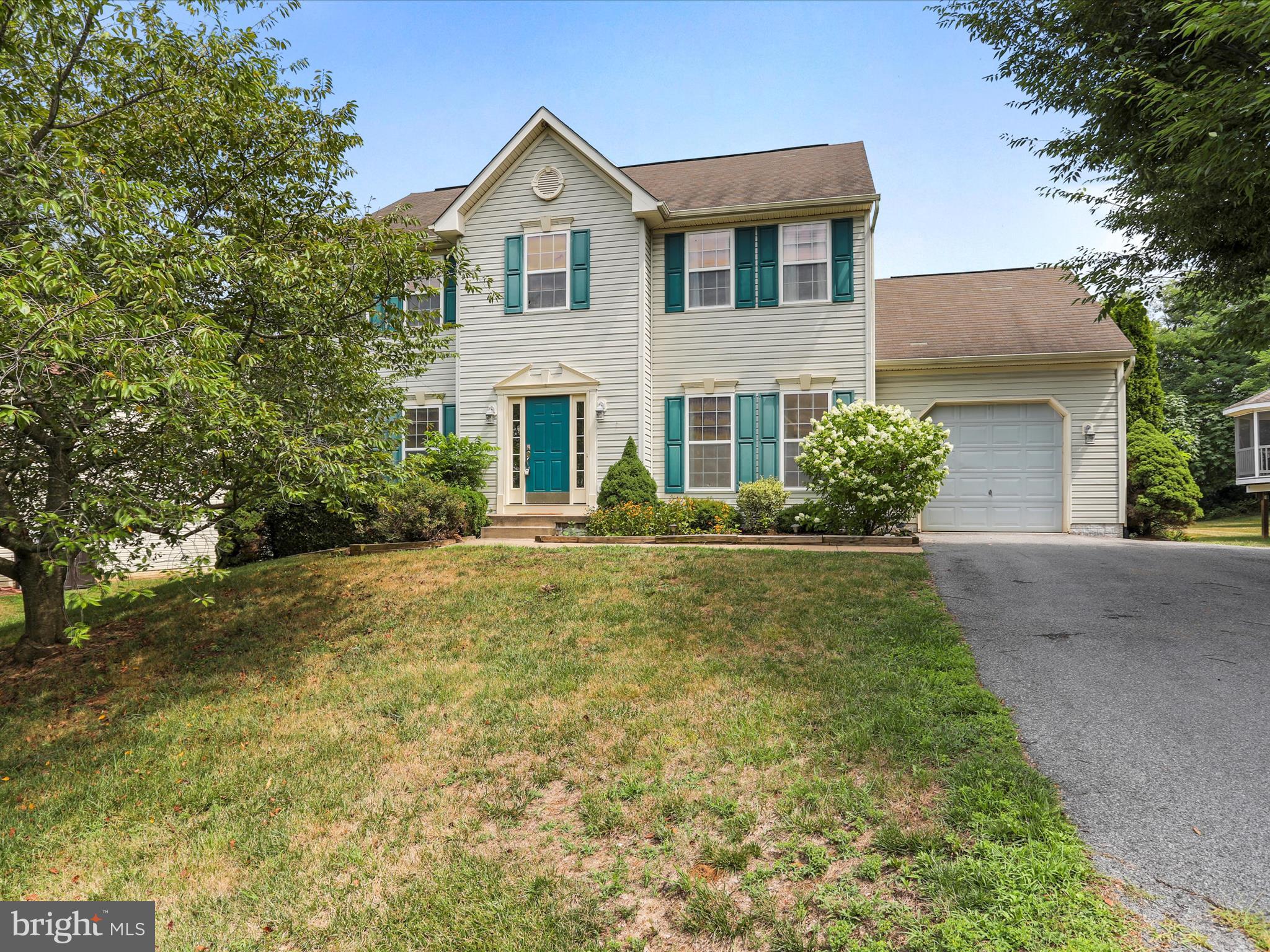 ROSEMONT ORCHARD - Residential