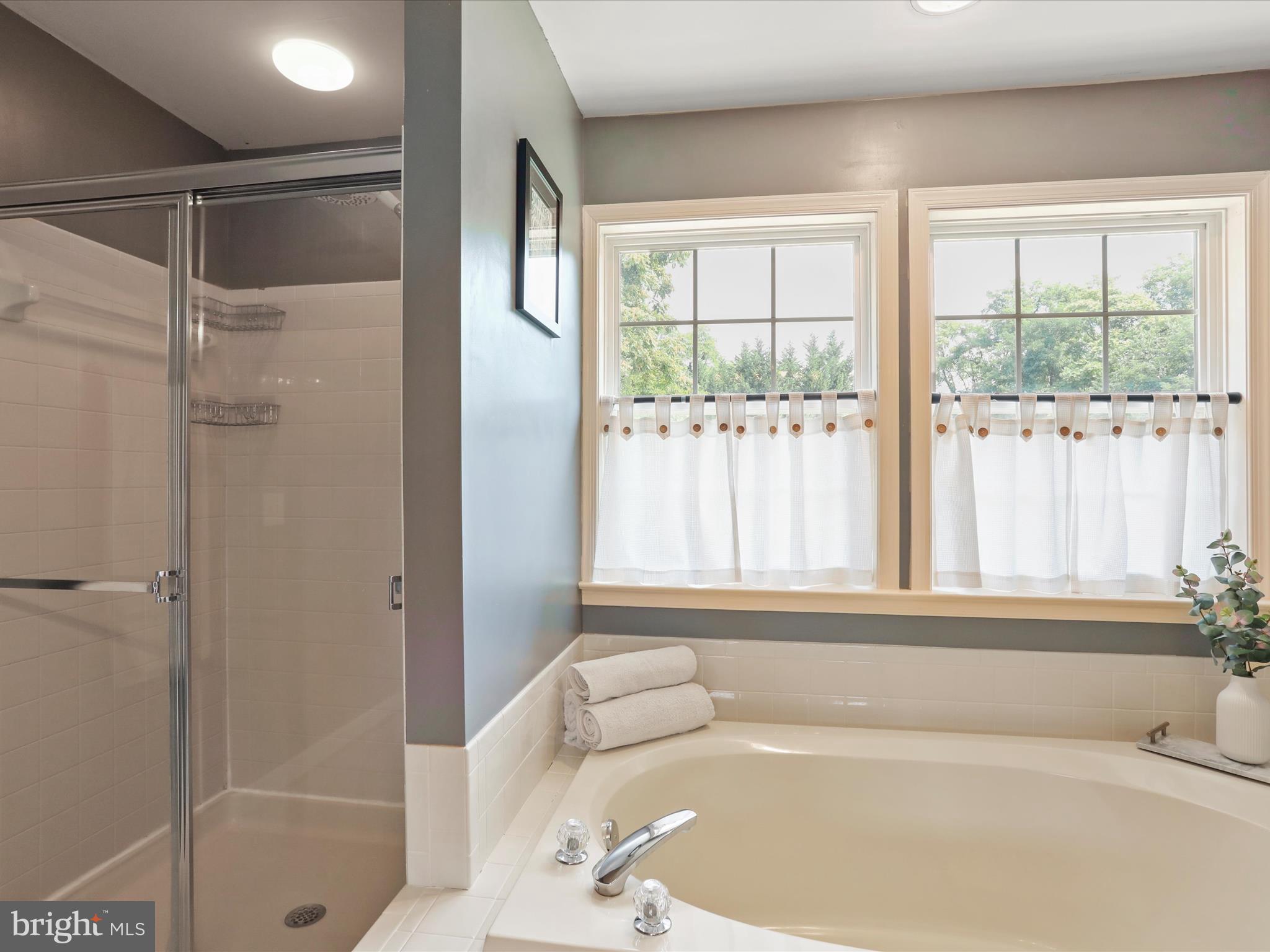 ROSEMONT ORCHARD - Residential