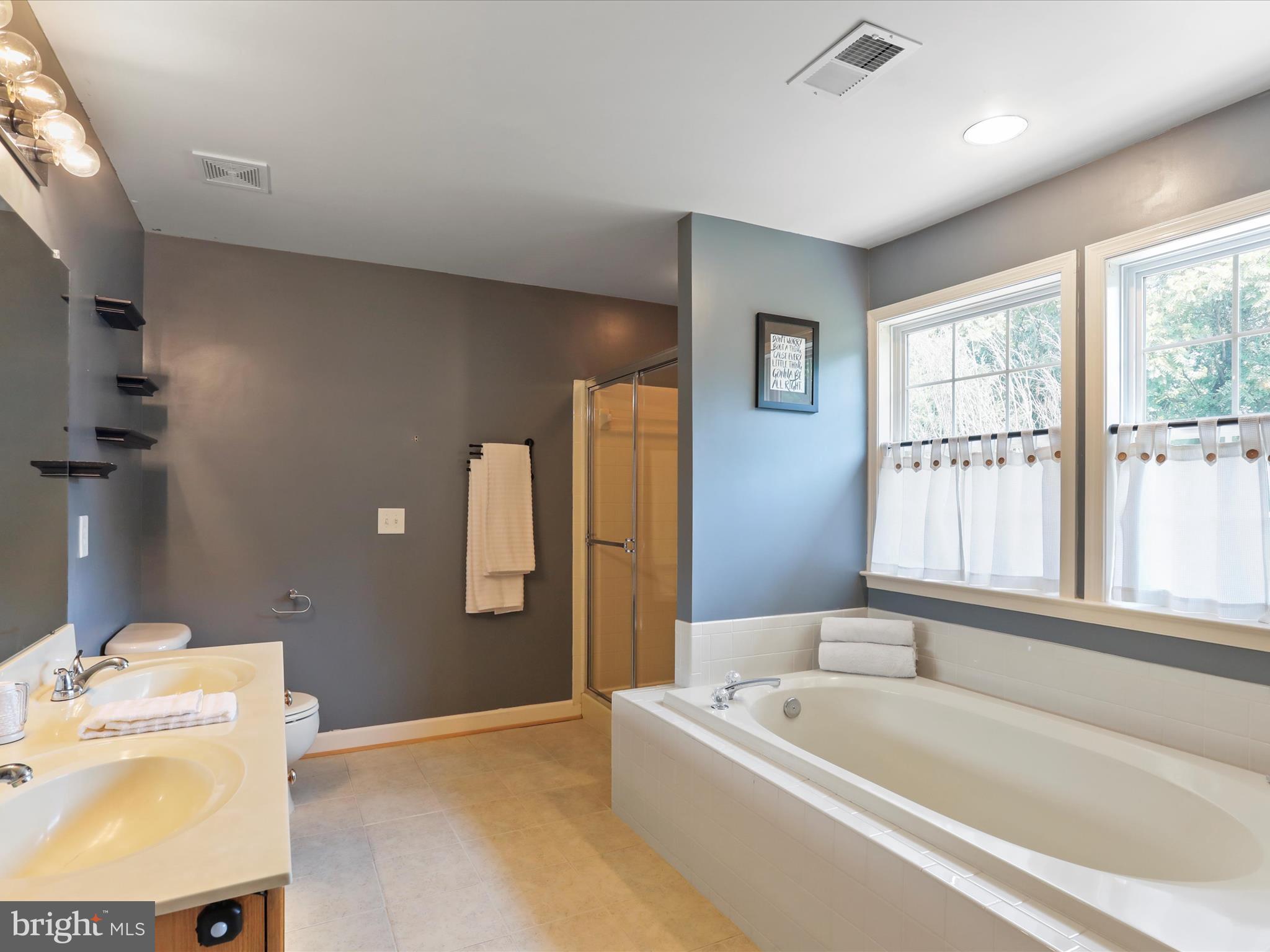 ROSEMONT ORCHARD - Residential