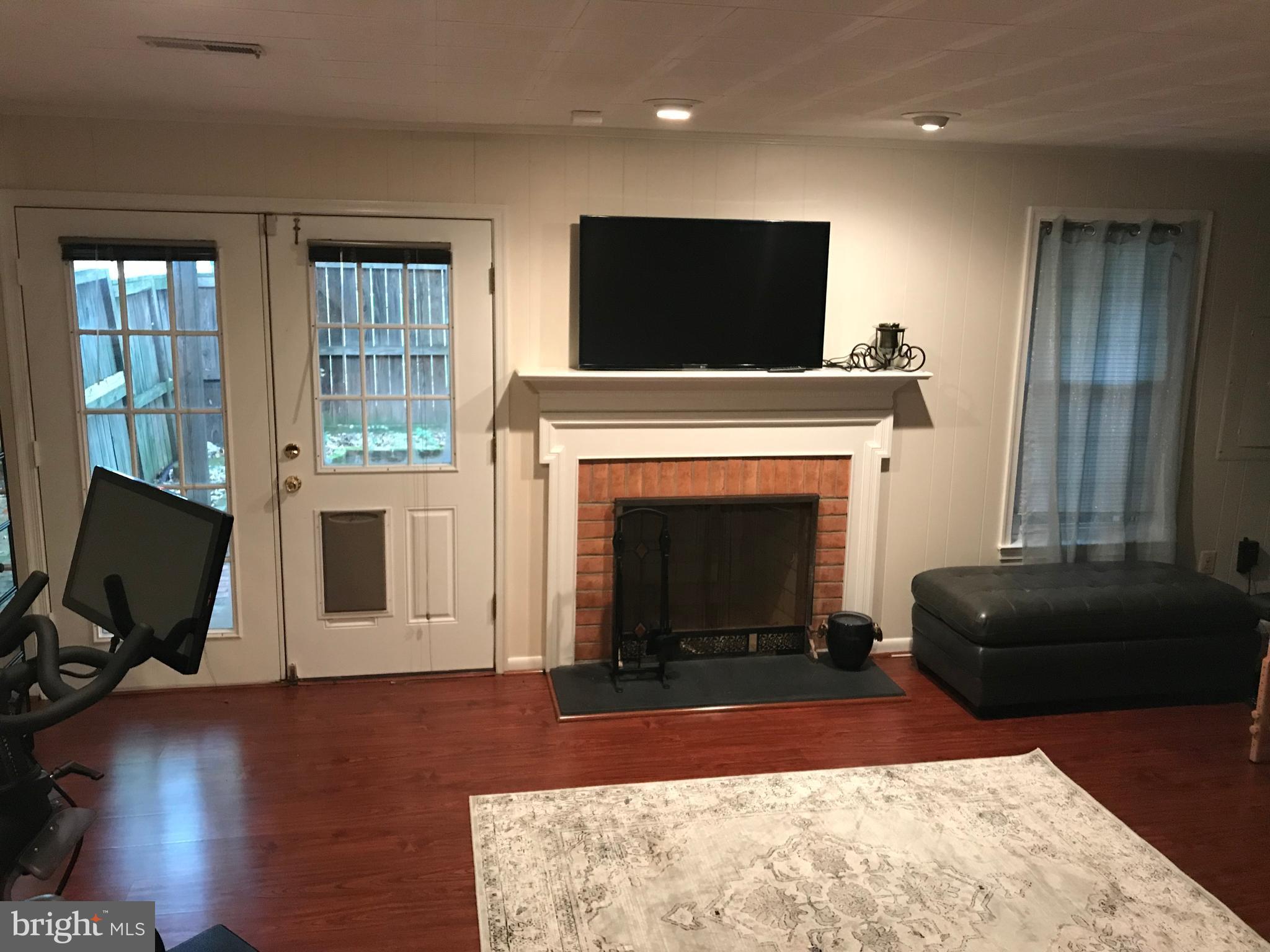 TIMBERLAWN - Residential Lease