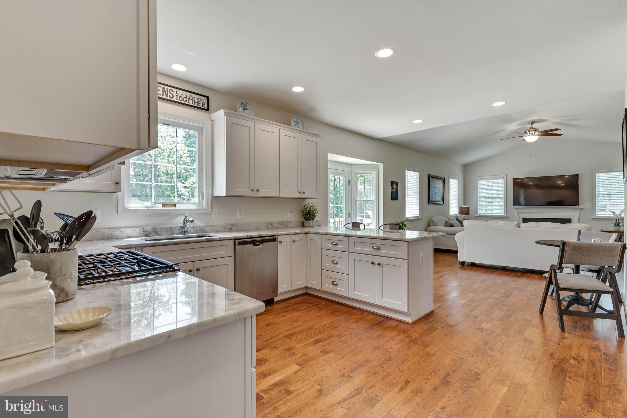 RILEY ROAD ESTATES - Residential