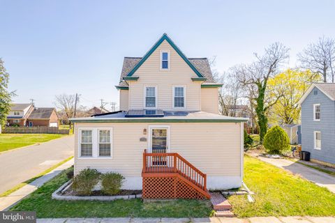 Photo of 428 RAILROAD AVE, GIBBSTOWN, NJ 08027 (MLS # NJGL2027554)