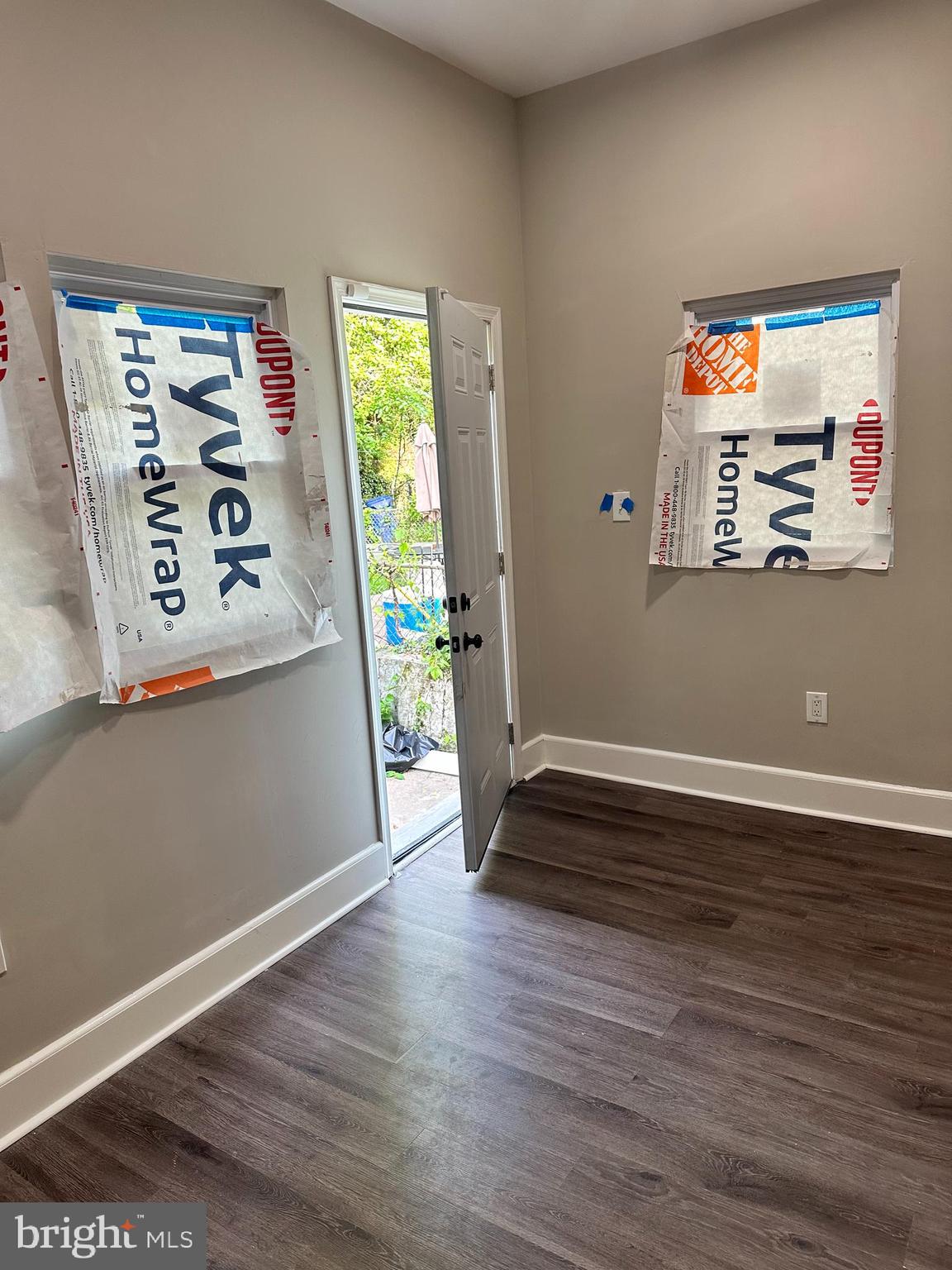 ROSEMONT - Residential Lease