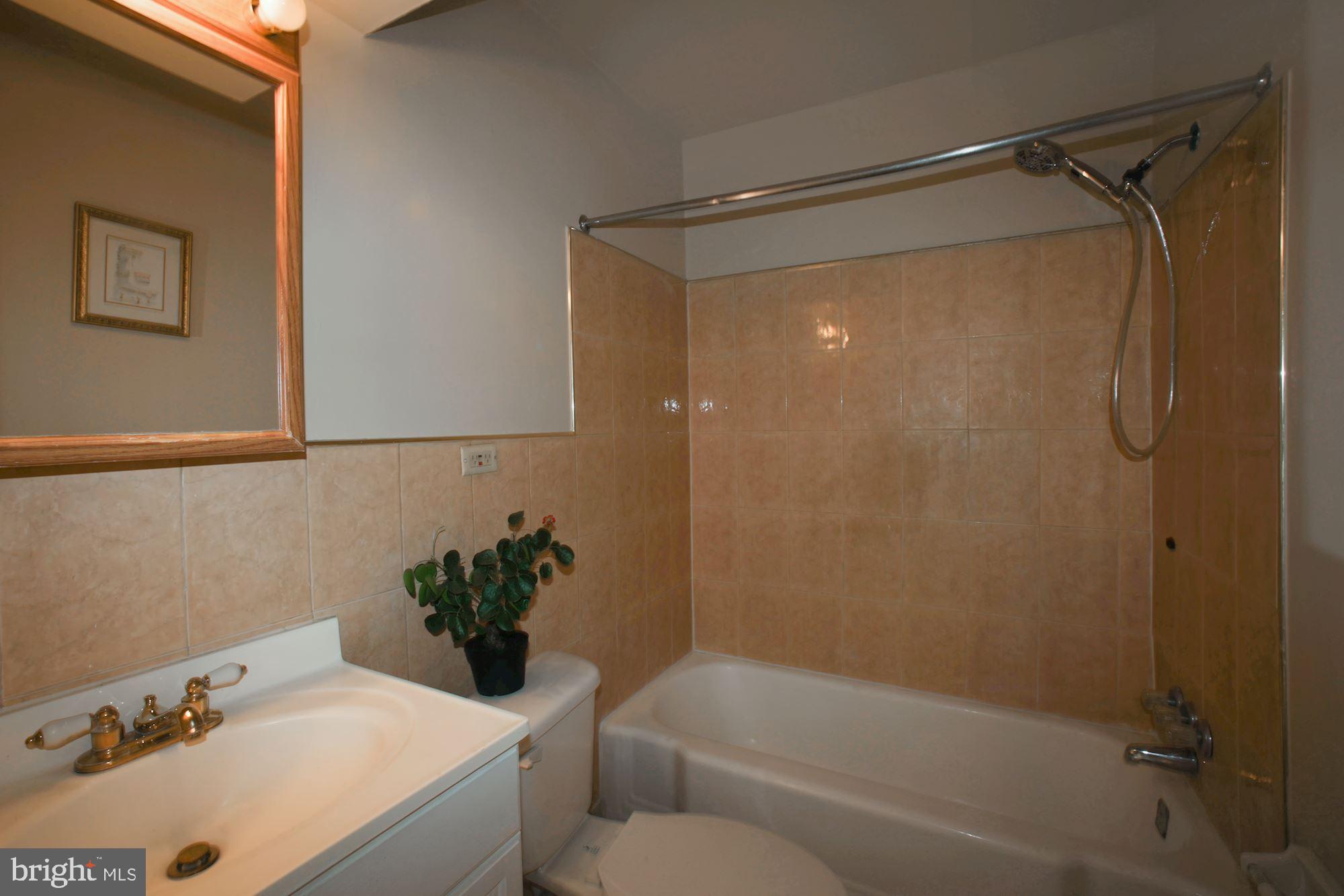 CARROLLAN GARDENS - Residential