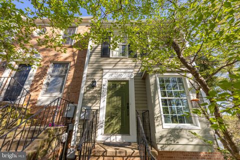 5001 9TH STREET S ARLINGTON VA 22204