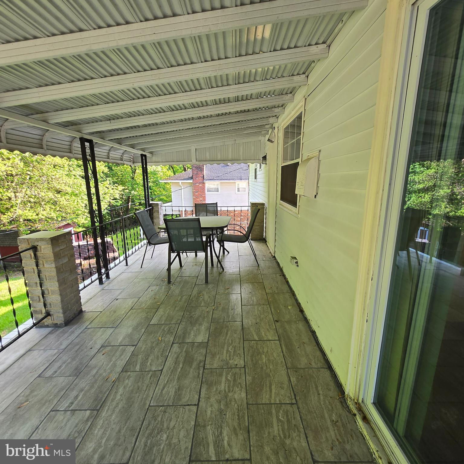 KINGS POINT - Residential