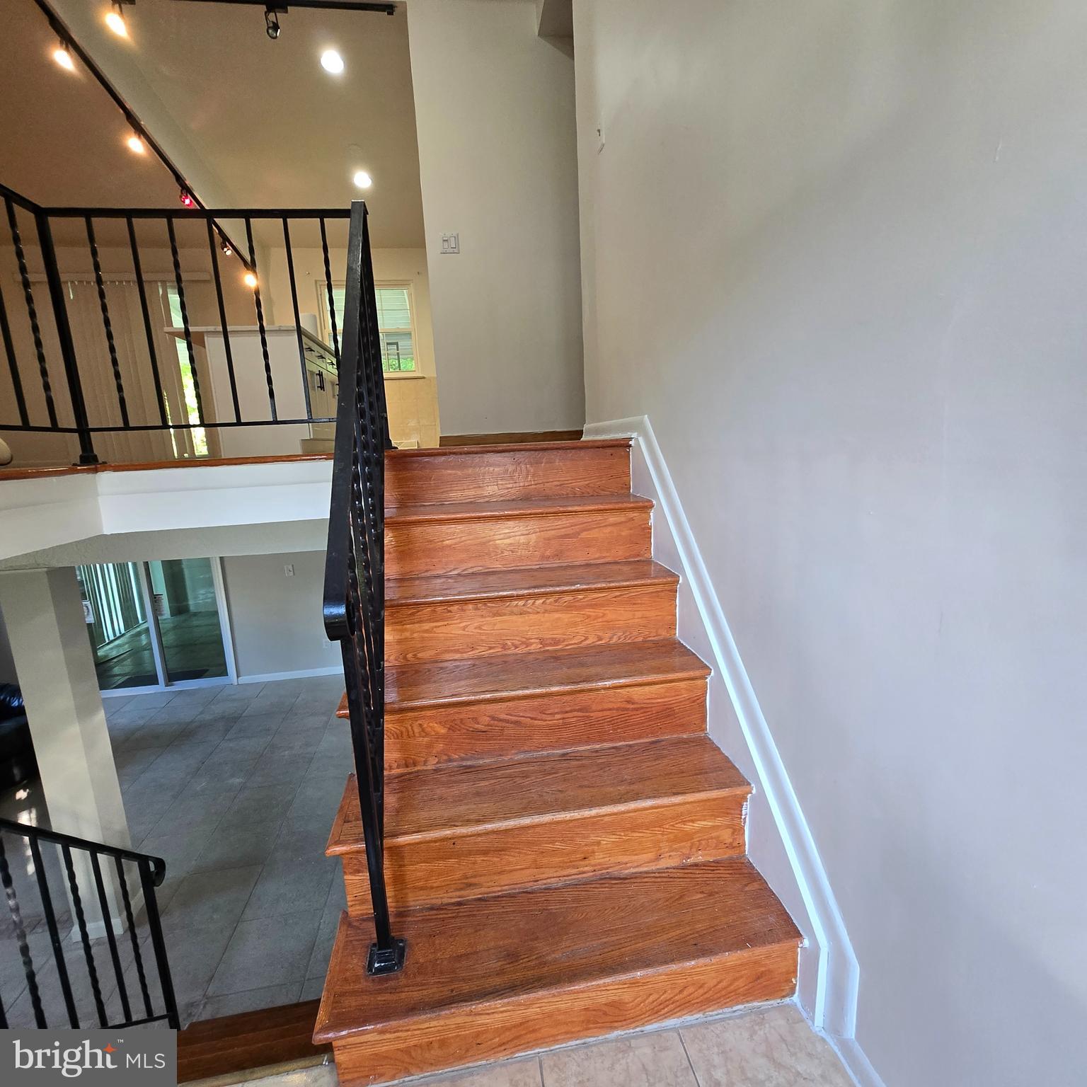 KINGS POINT - Residential
