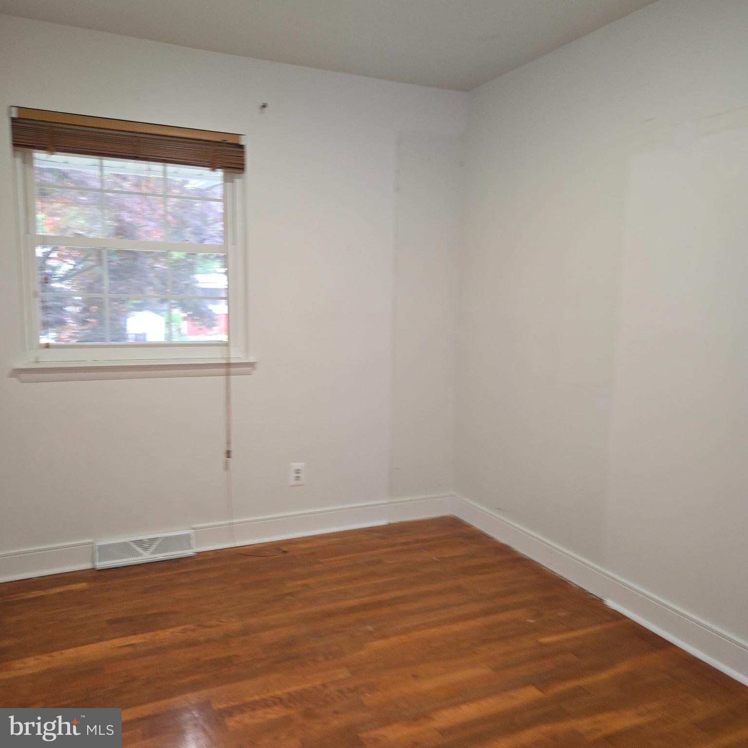 KINGS POINT - Residential