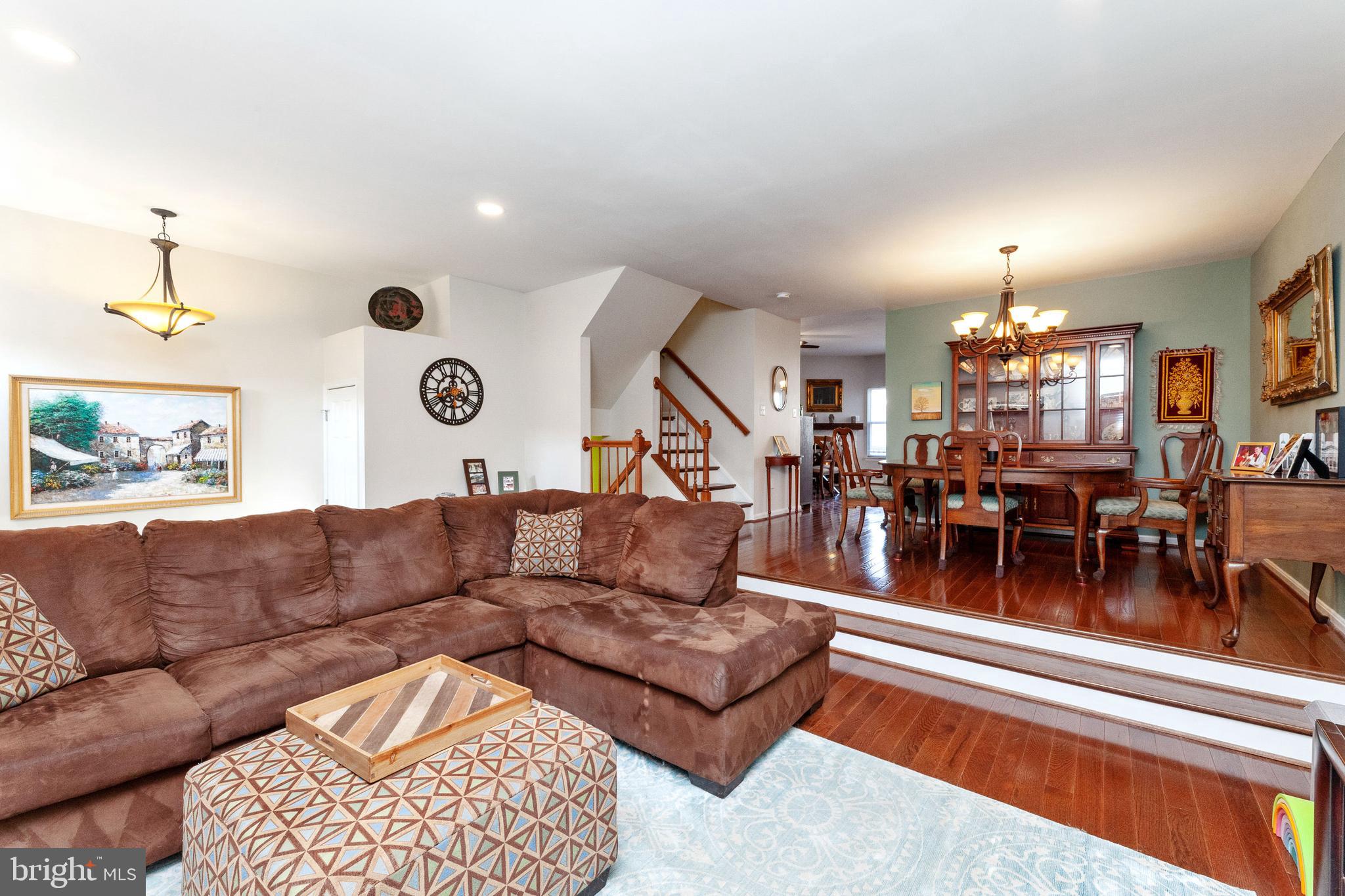 ISLAND CREEK - Residential