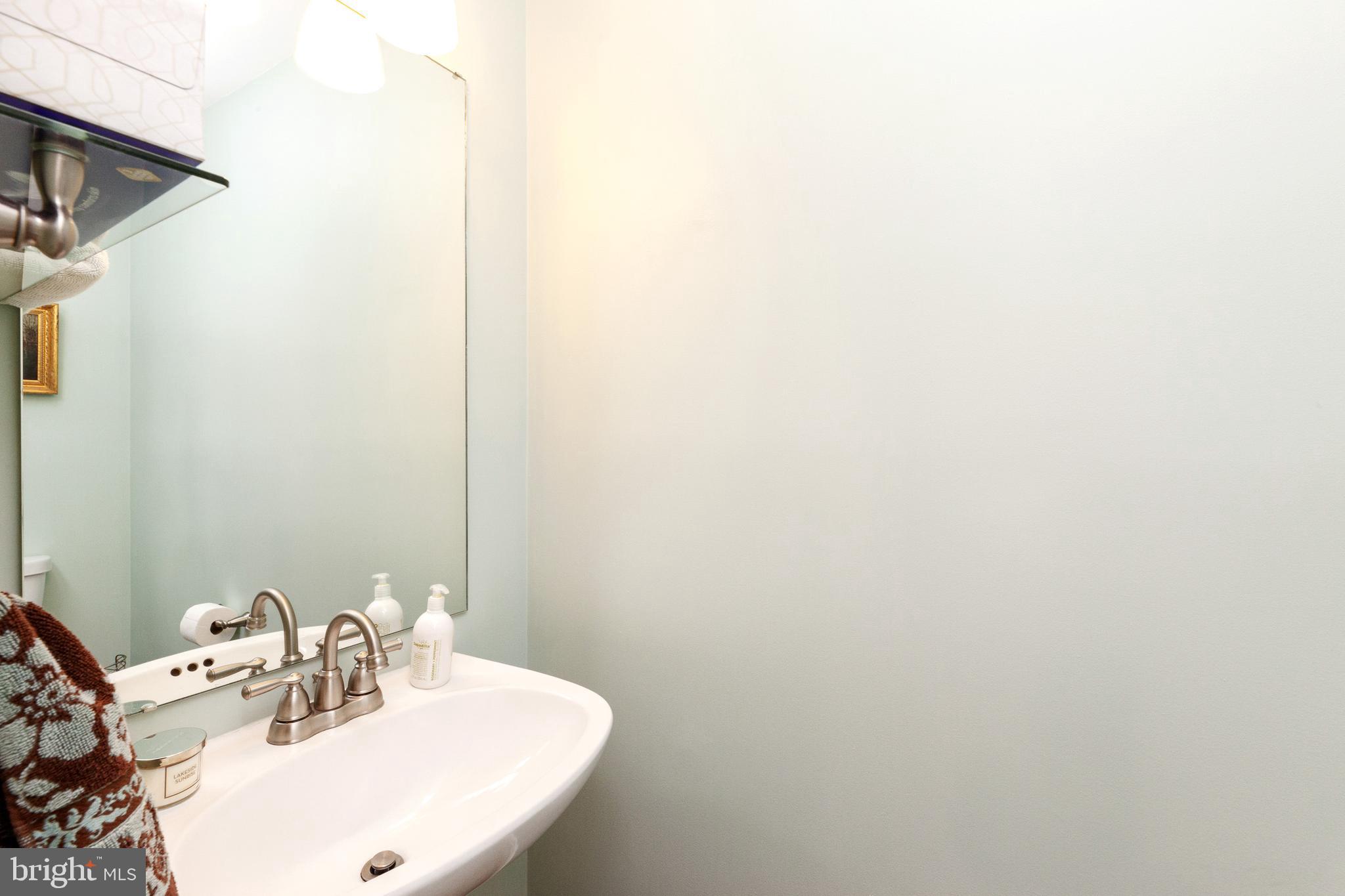 ISLAND CREEK - Residential