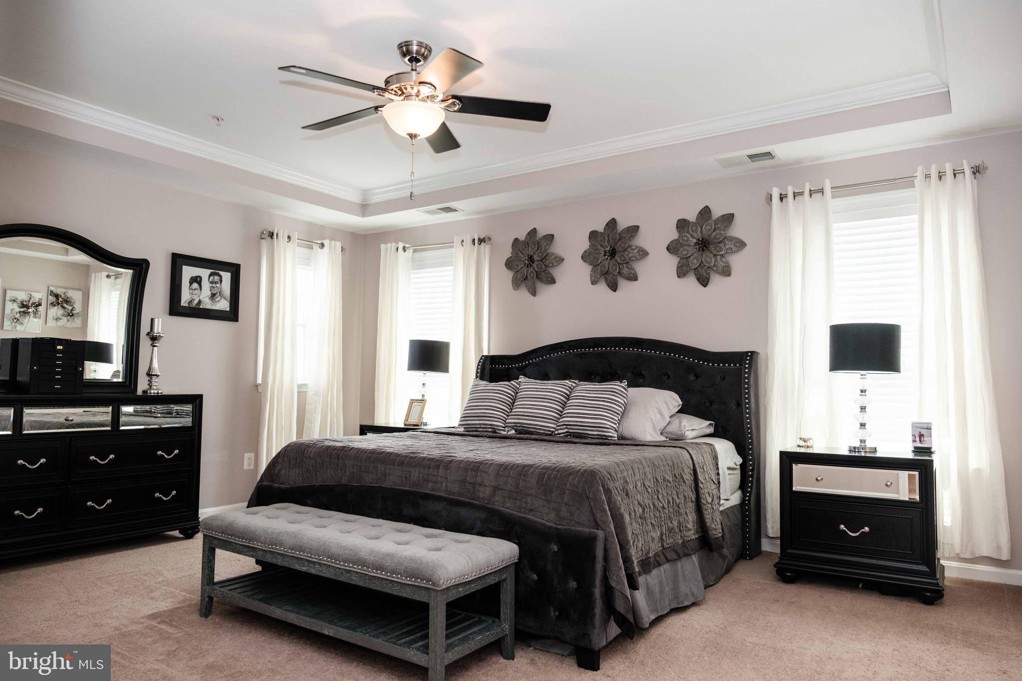 LEIGHLAND MEADOWS - Residential