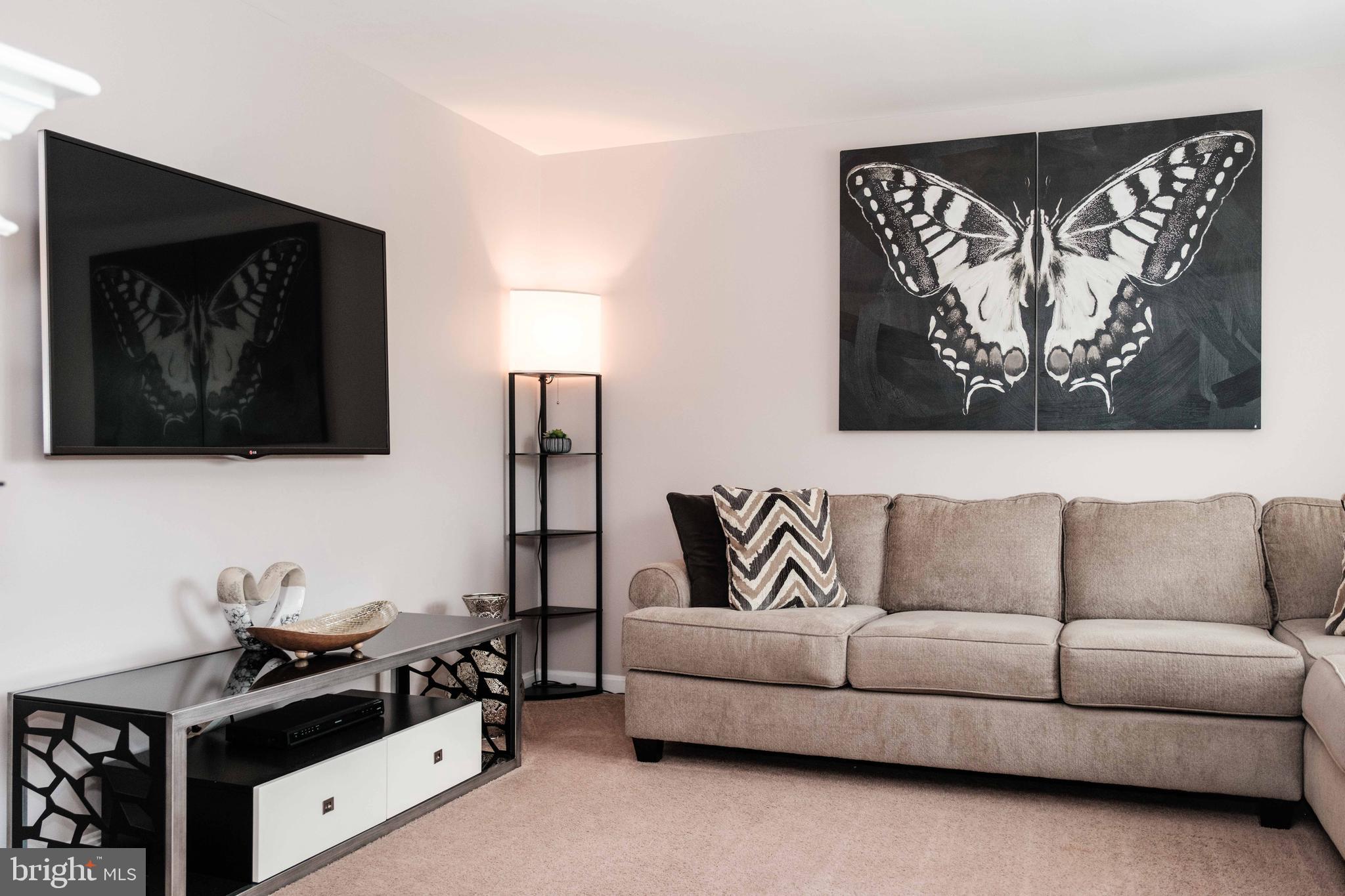 LEIGHLAND MEADOWS - Residential