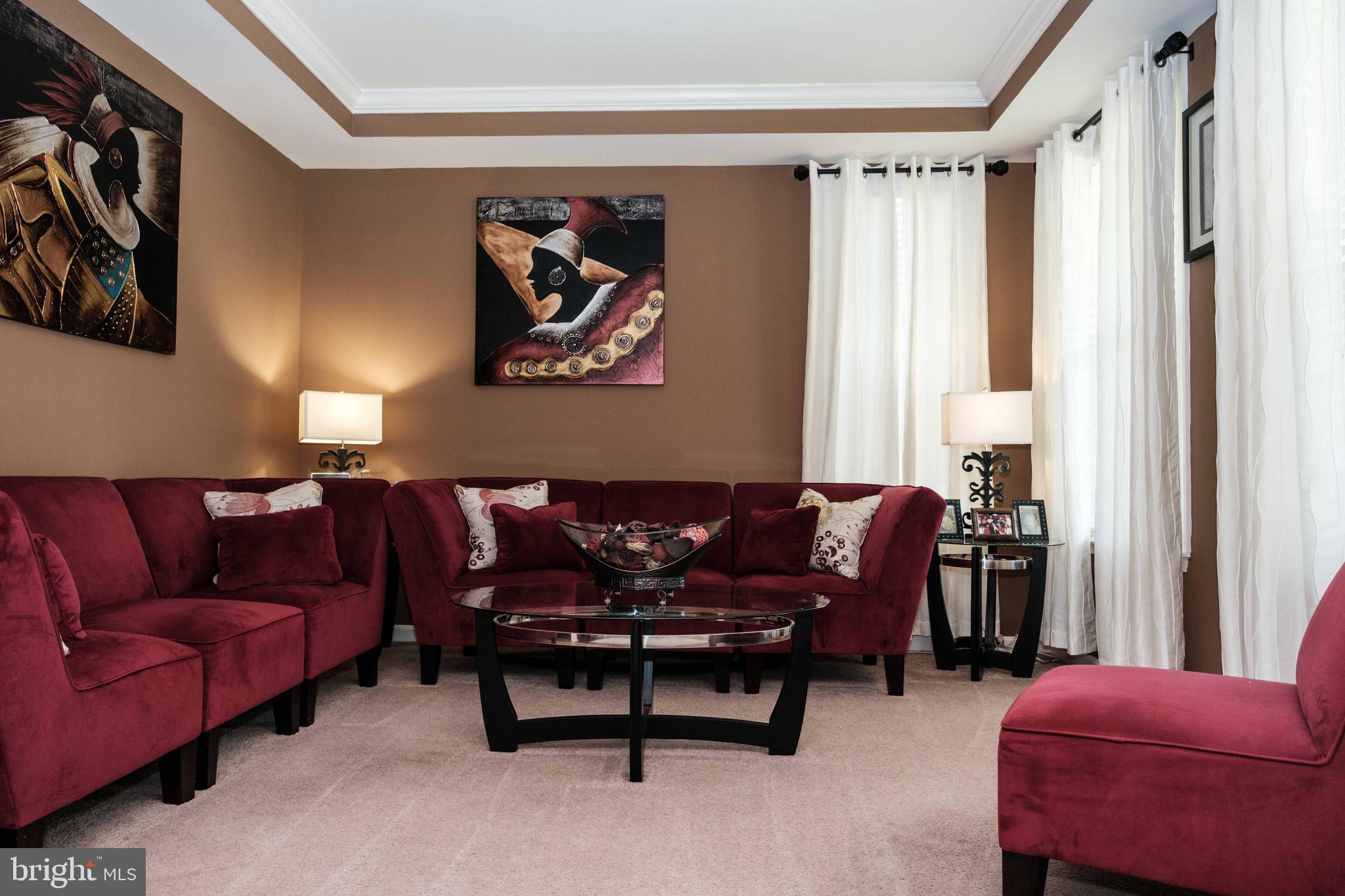 LEIGHLAND MEADOWS - Residential