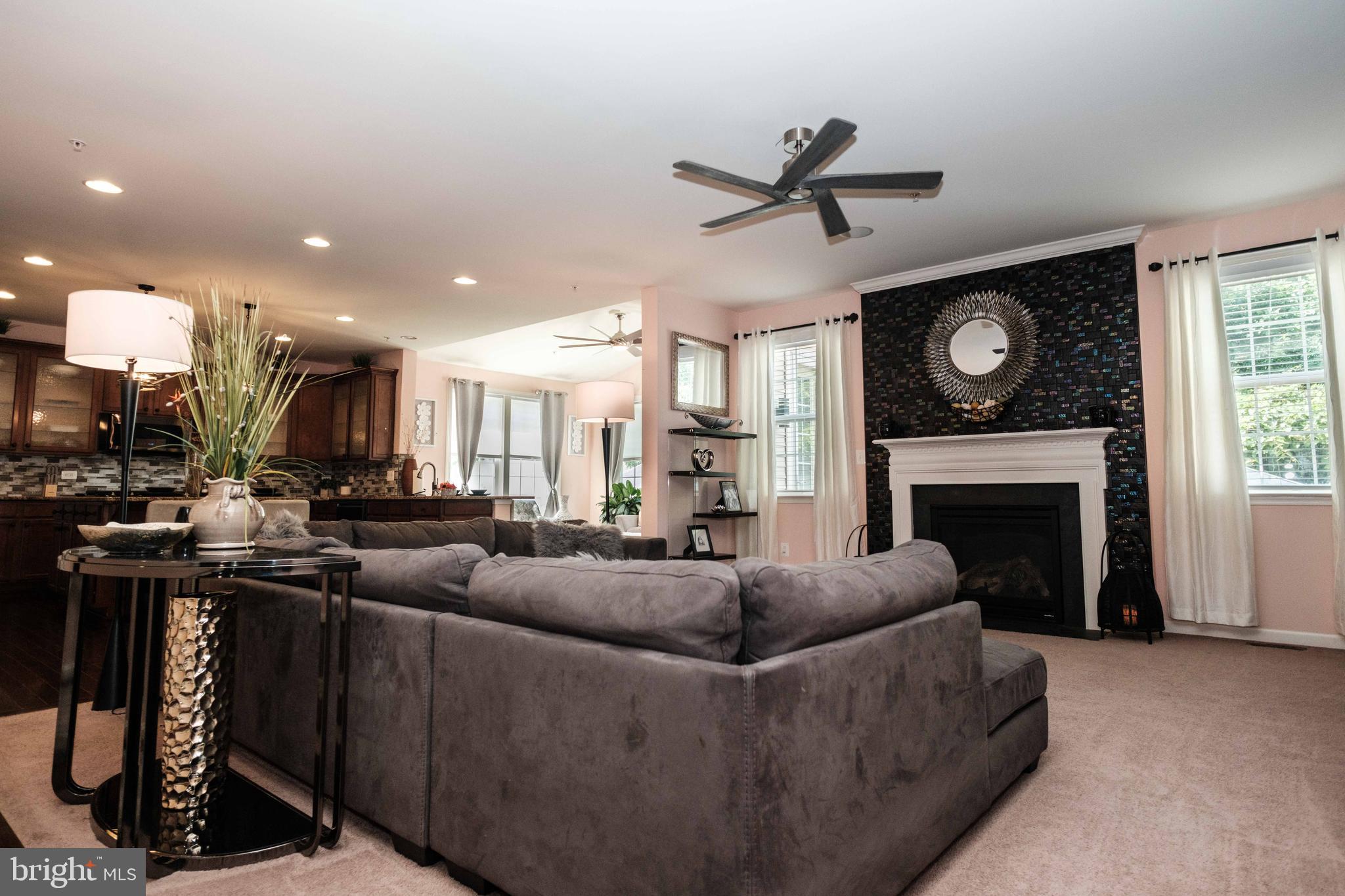 LEIGHLAND MEADOWS - Residential