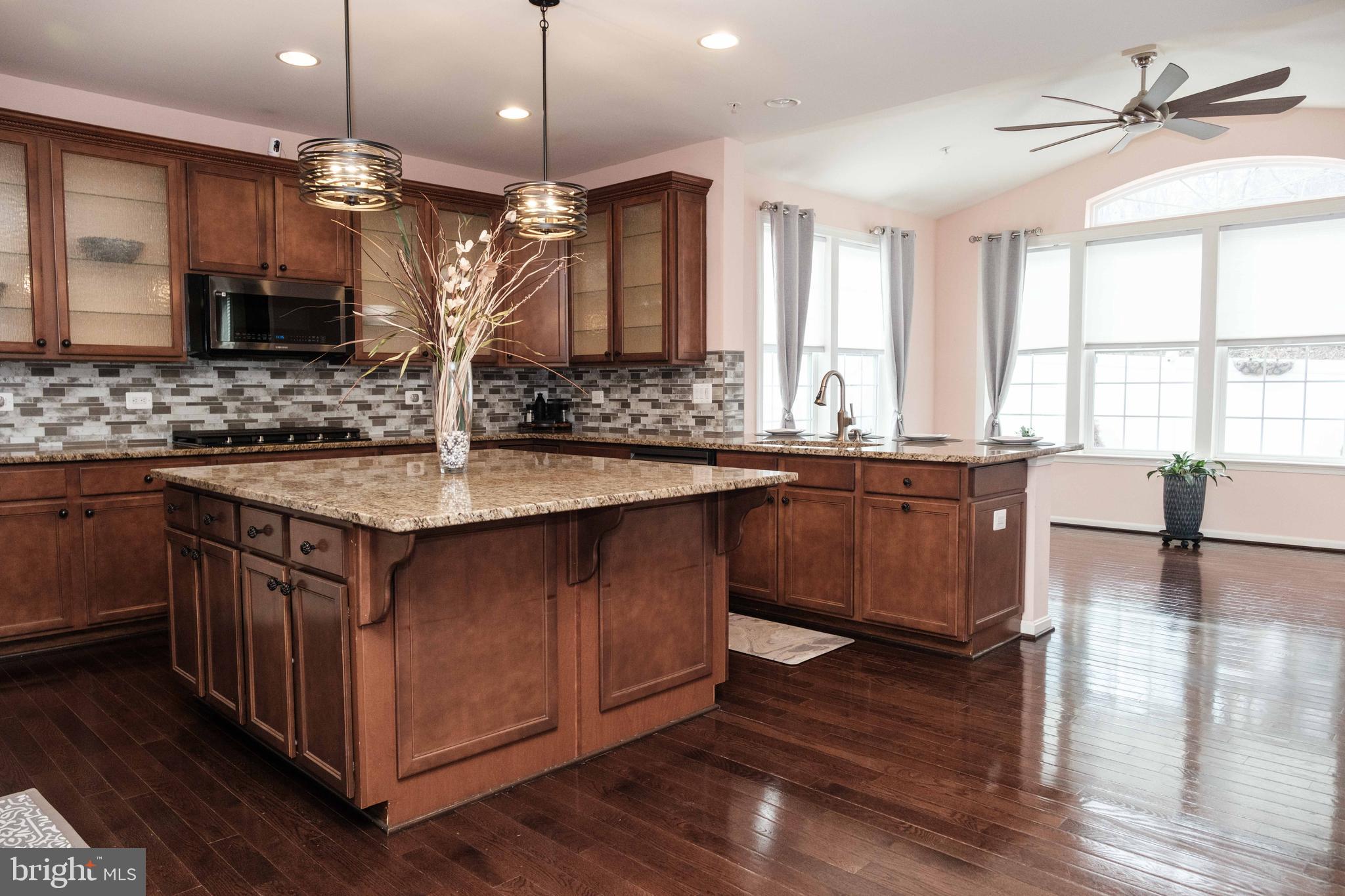 LEIGHLAND MEADOWS - Residential