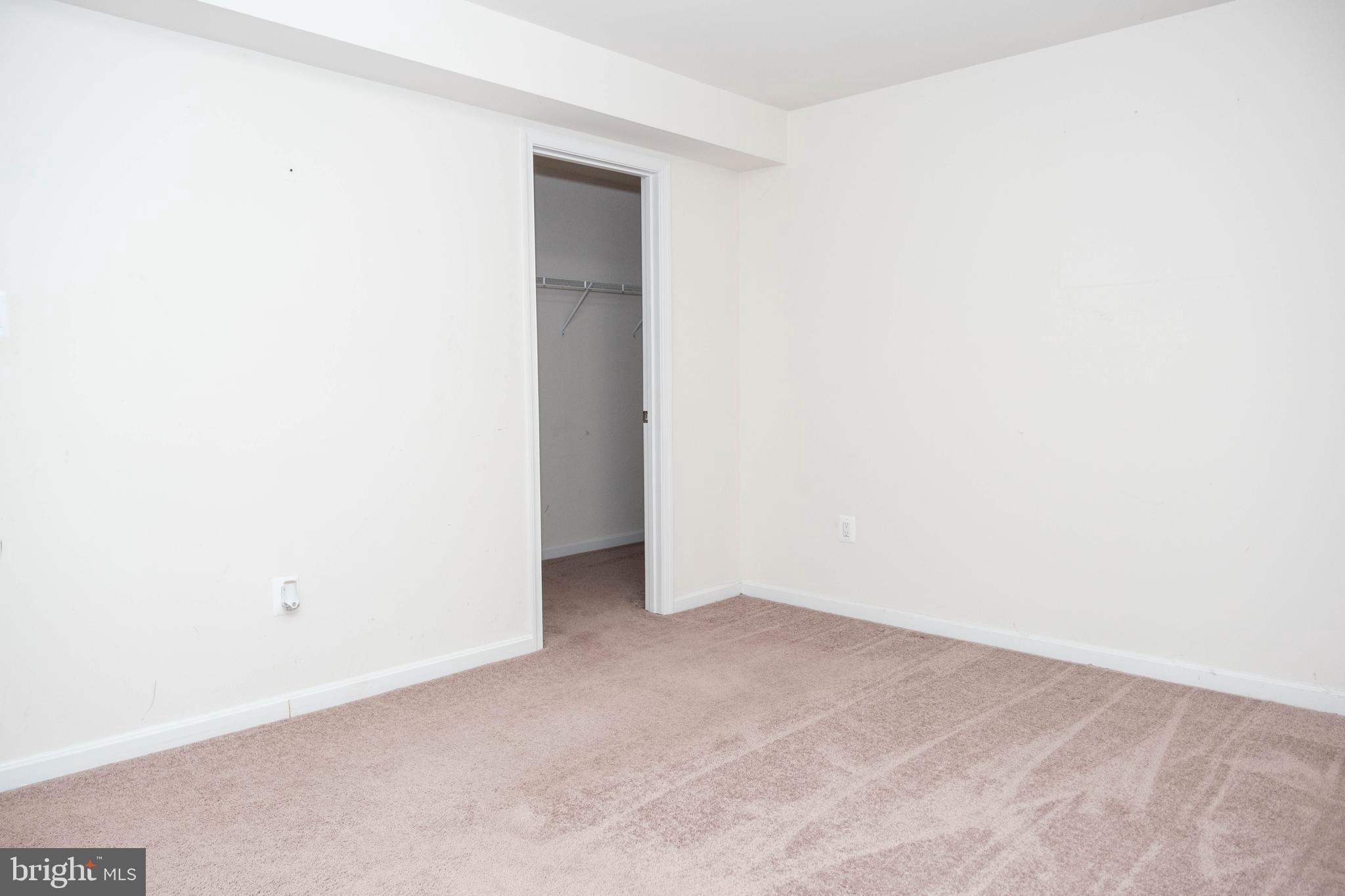 LEIGHLAND MEADOWS - Residential