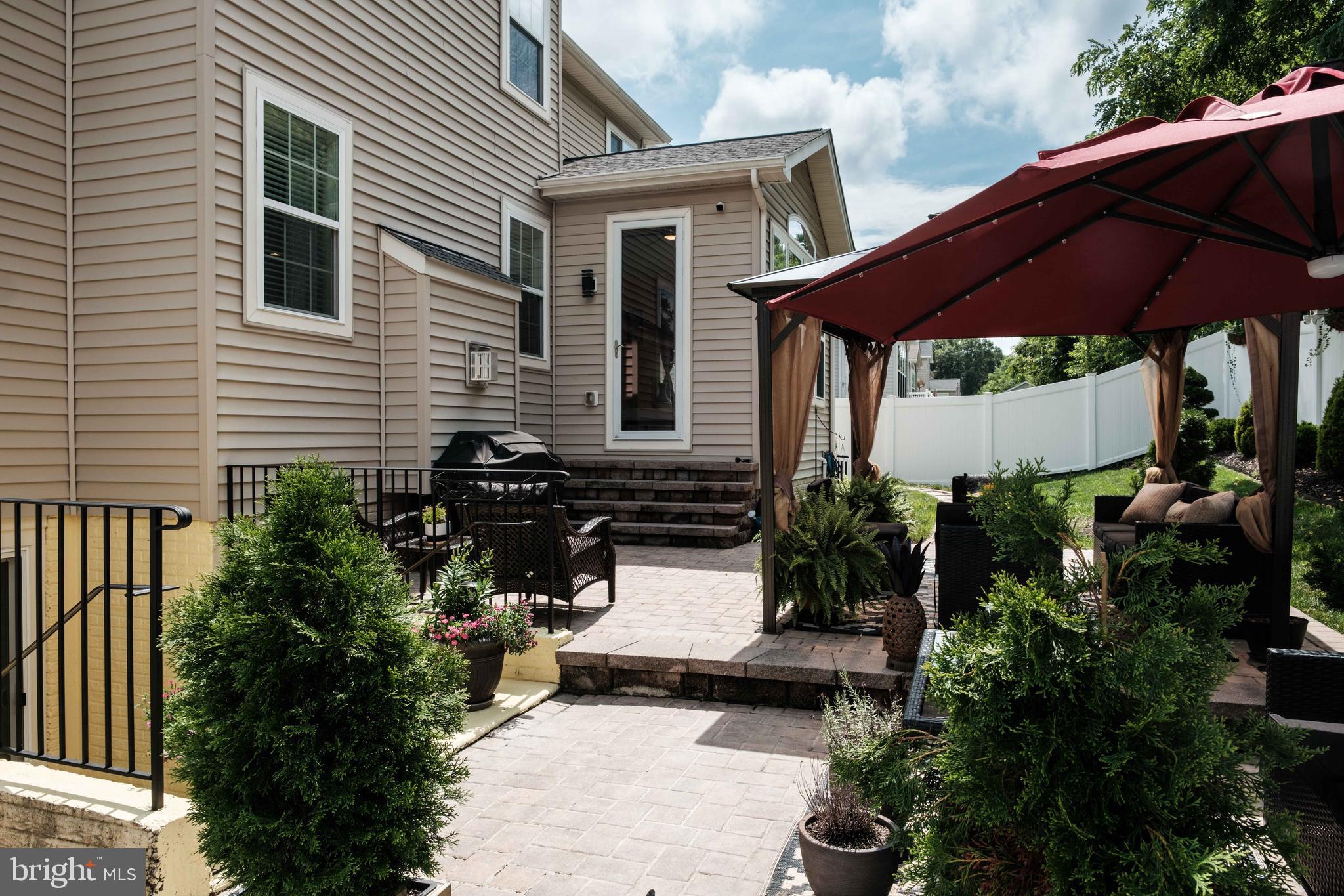 LEIGHLAND MEADOWS - Residential