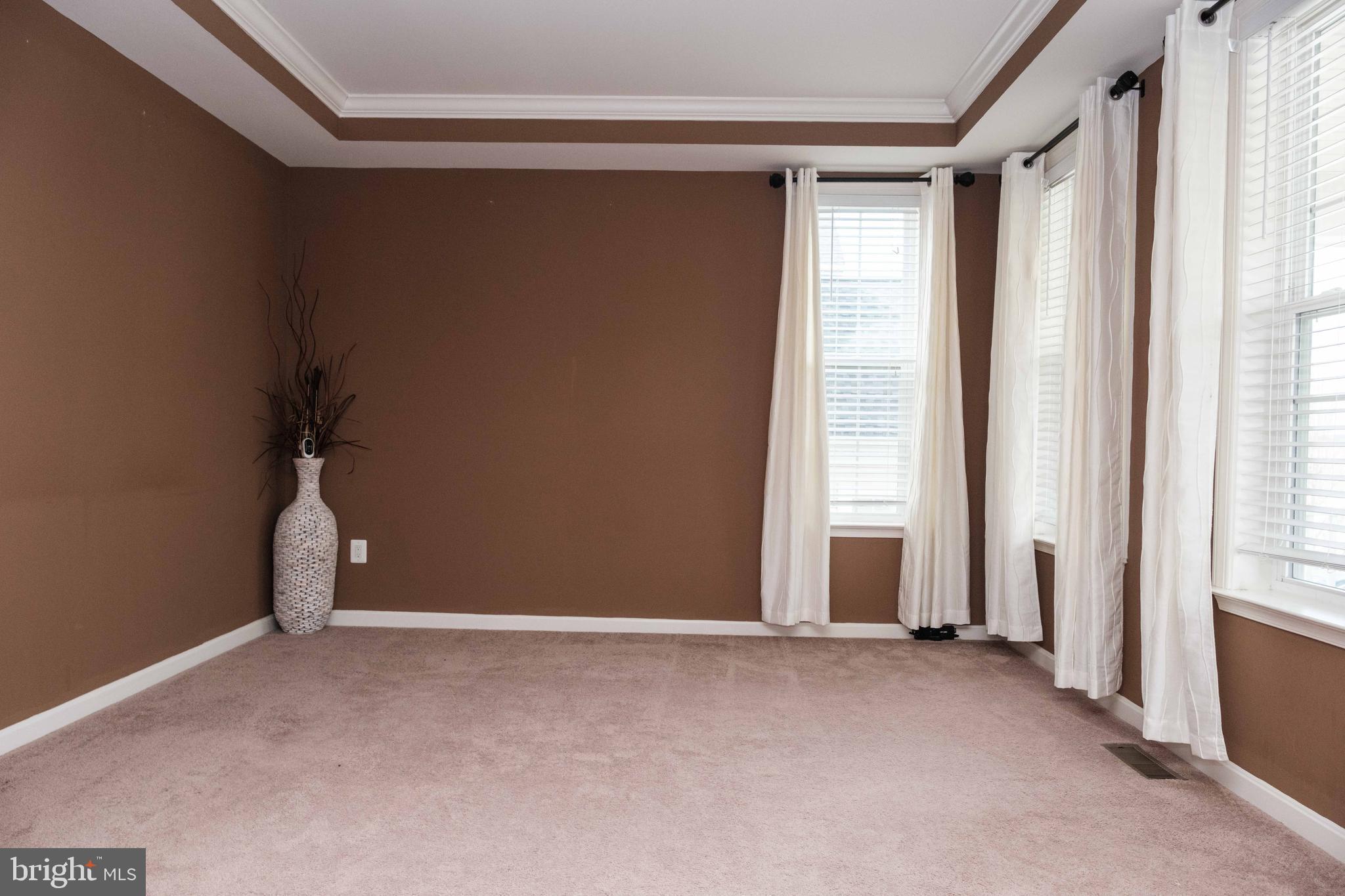 LEIGHLAND MEADOWS - Residential